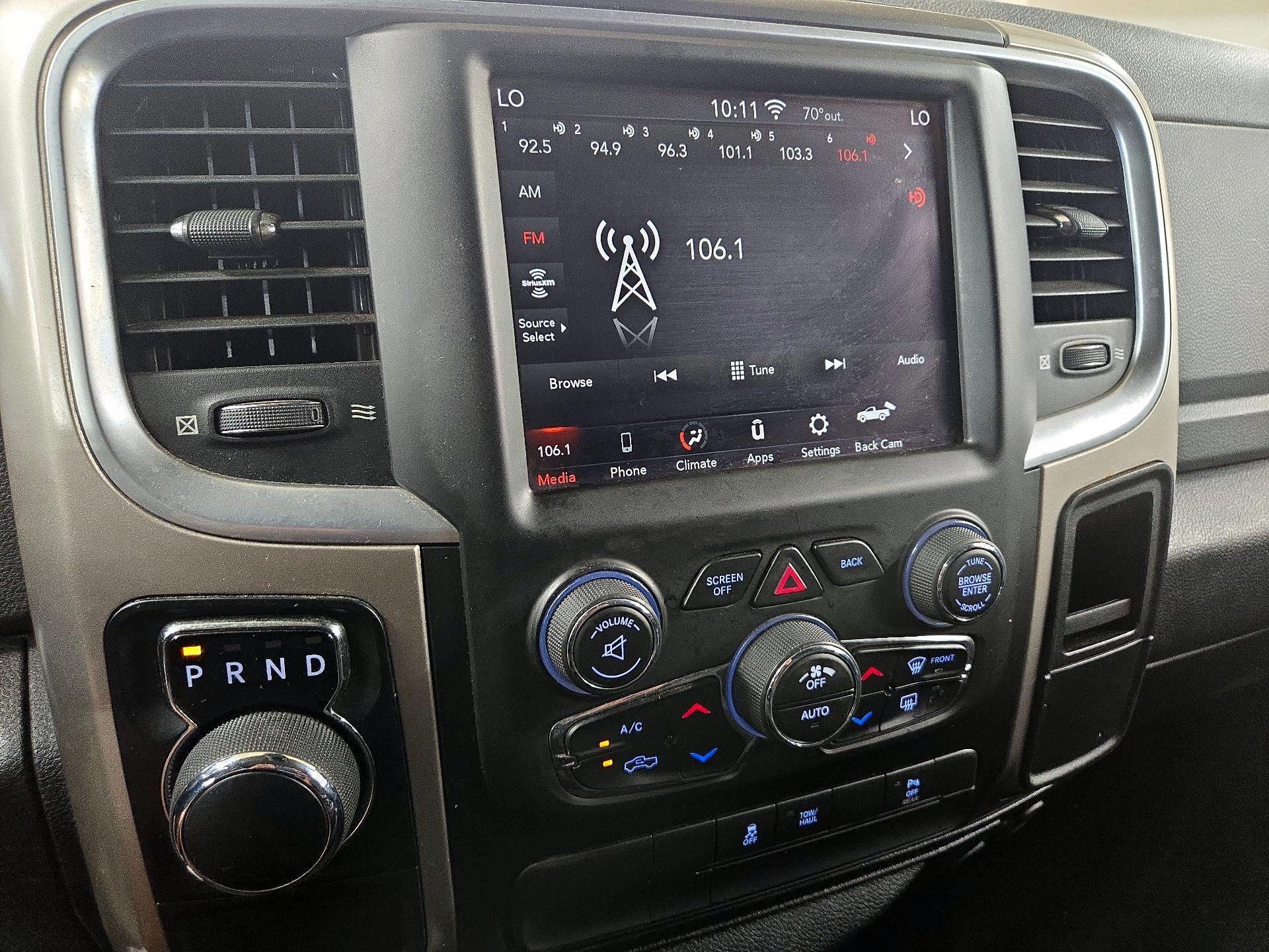 Thumbnail: 2019 RAM 1500 Classic - 15