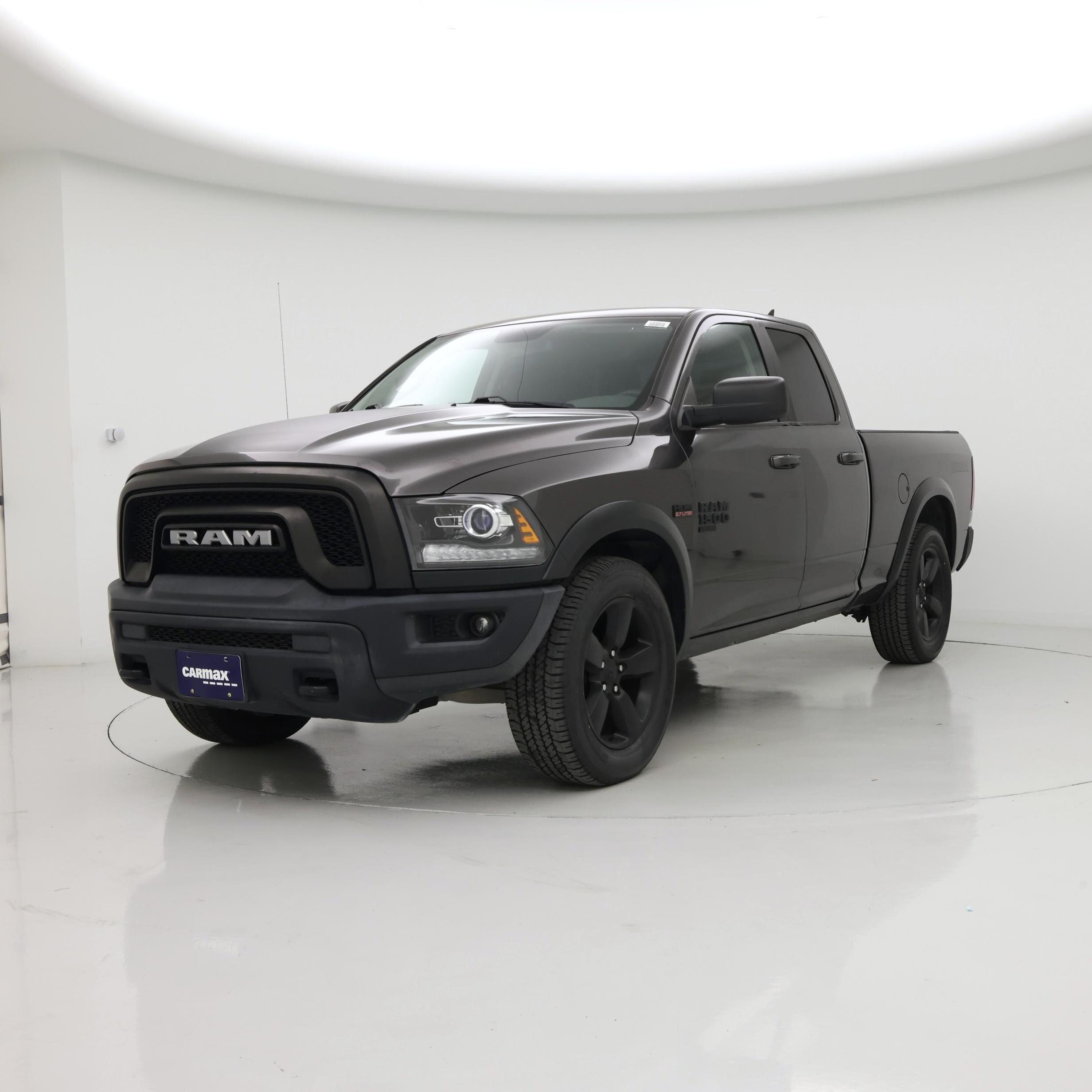Thumbnail: 2019 RAM 1500 Classic - 4