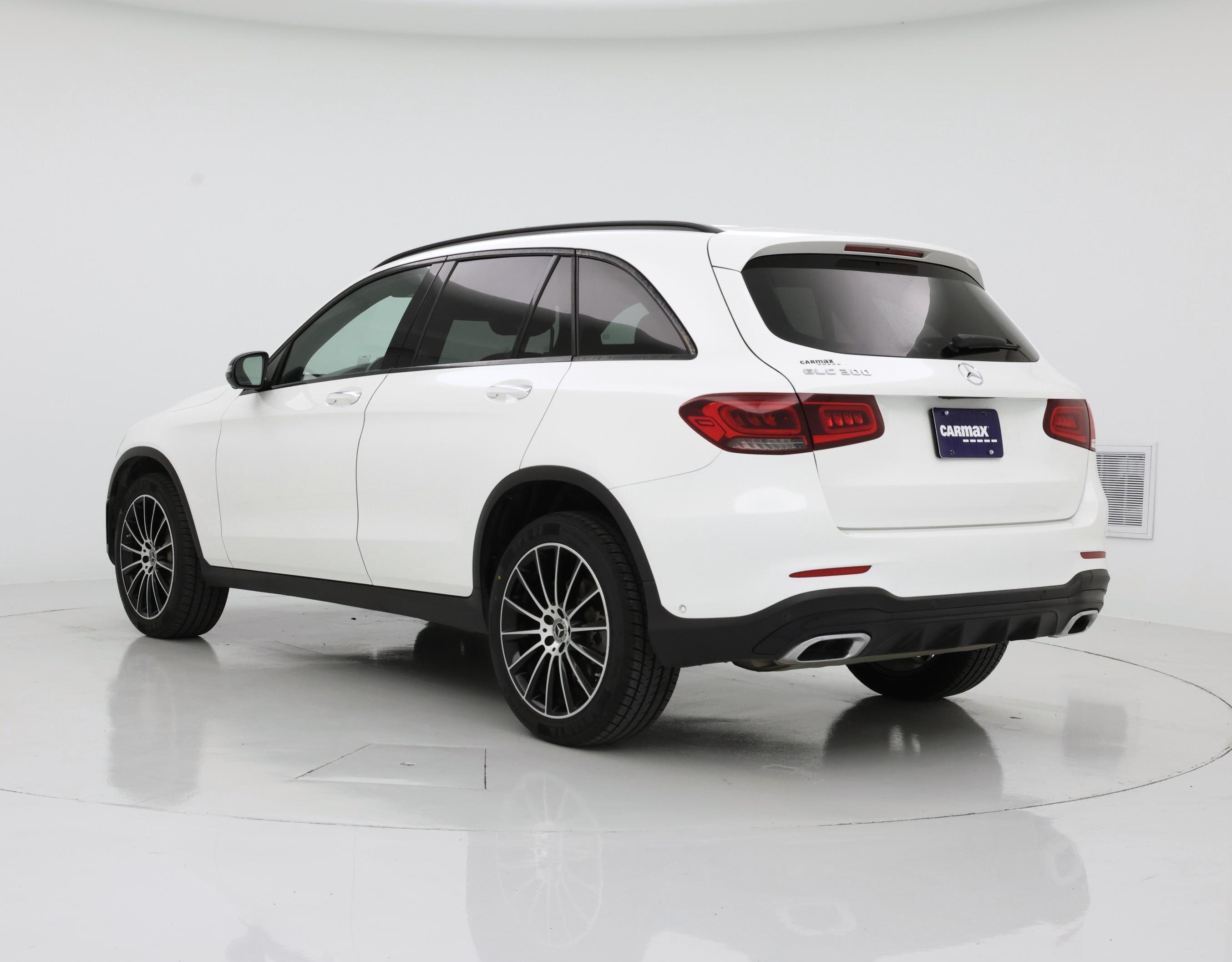Thumbnail: 2022 Mercedes-Benz GLC - 2