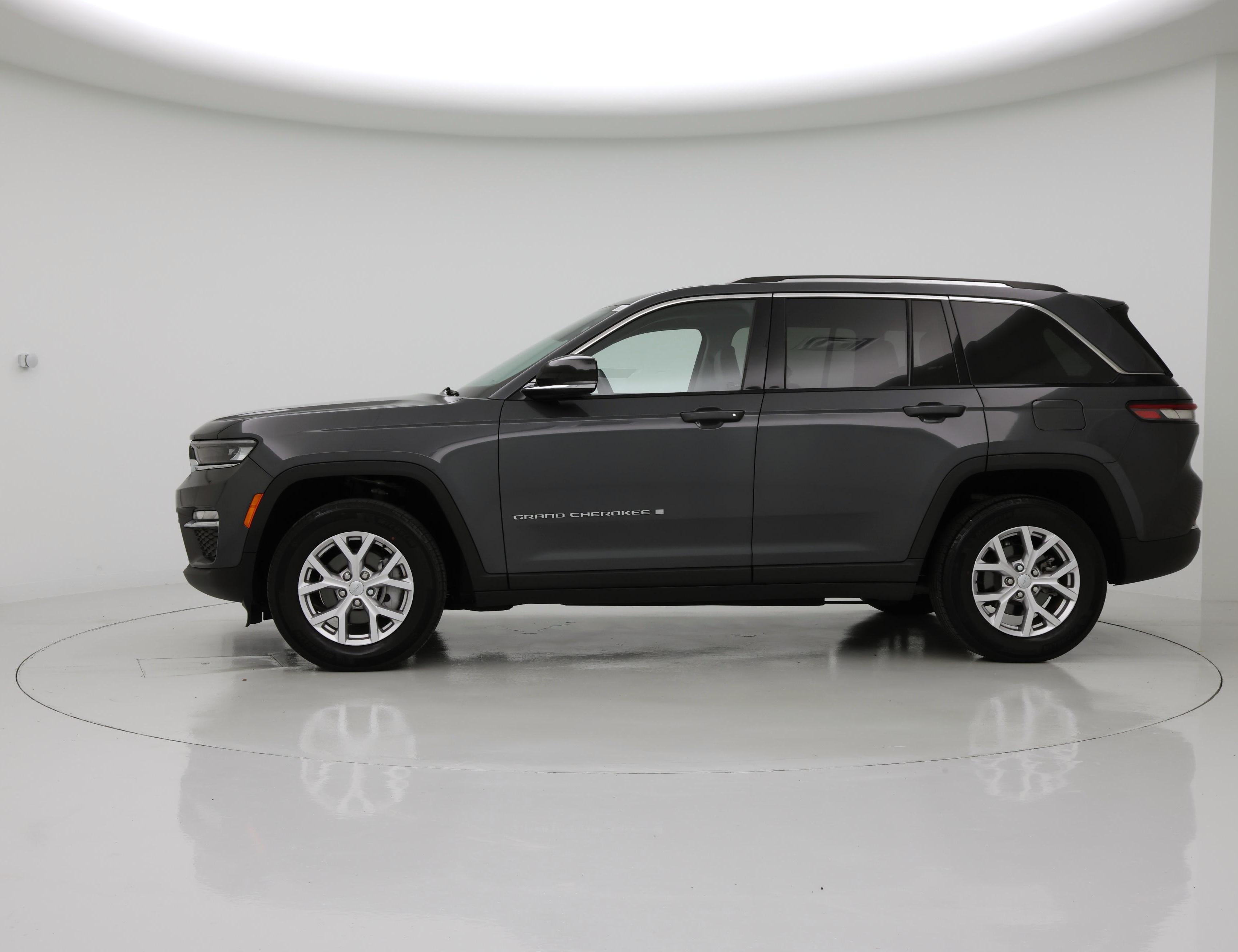 Thumbnail: 2022 Jeep Grand Cherokee - 3