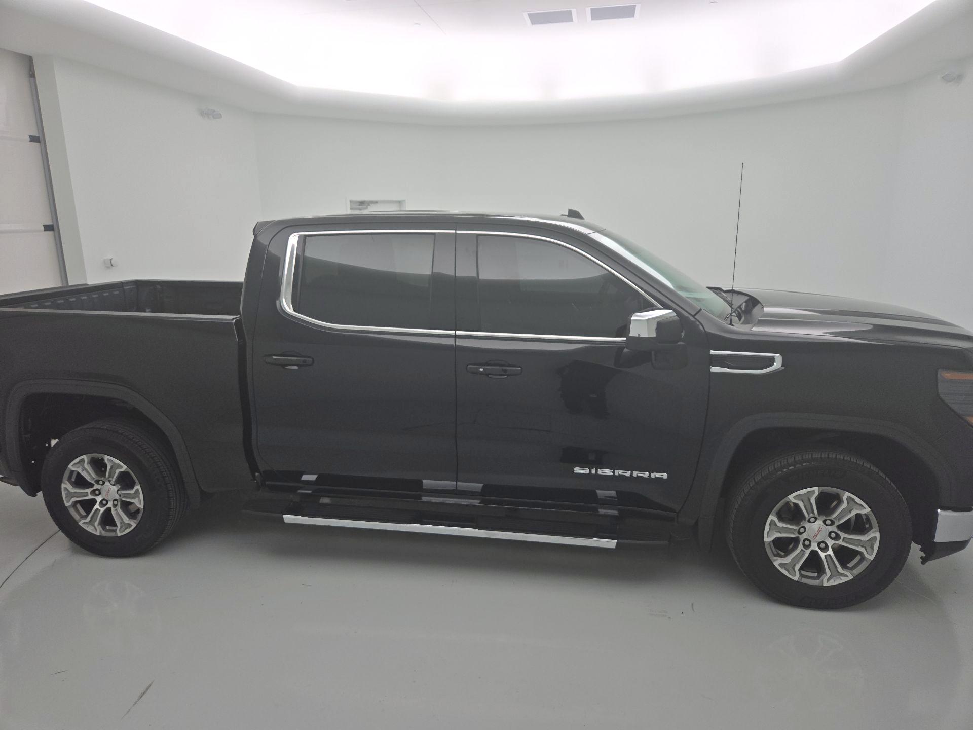 Thumbnail: 2022 GMC Sierra 1500 - 4