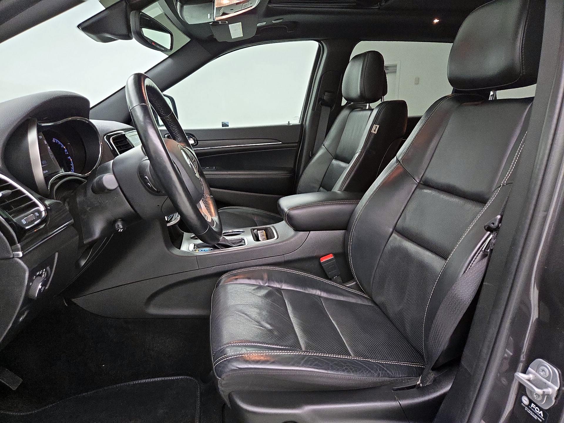 Thumbnail: 2021 Jeep Grand Cherokee - 11