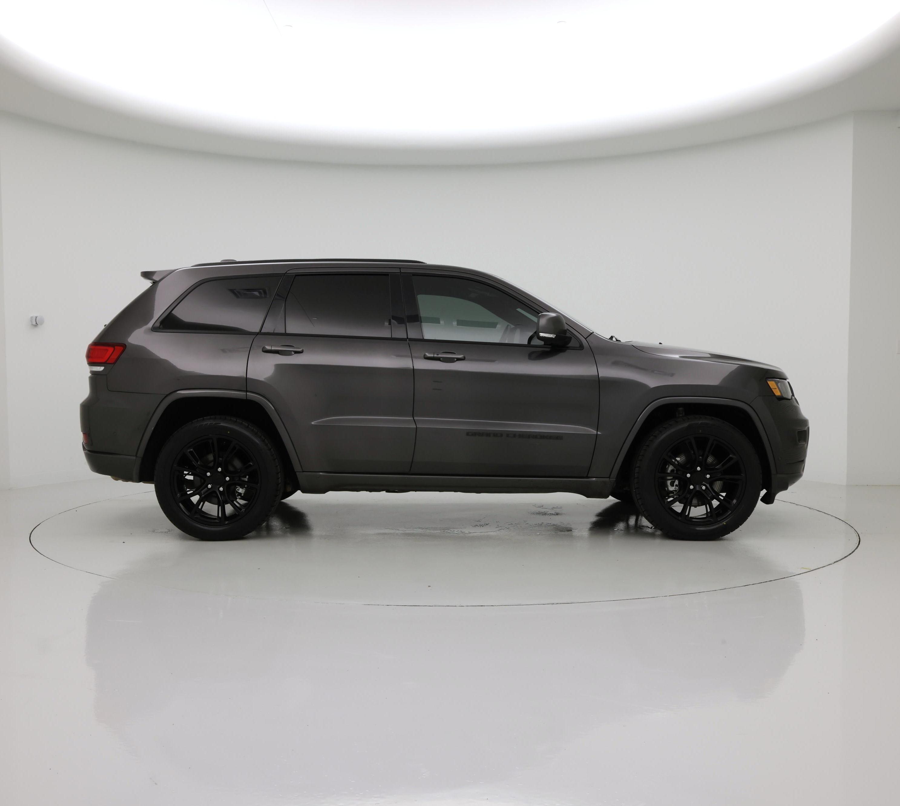 Thumbnail: 2021 Jeep Grand Cherokee - 7