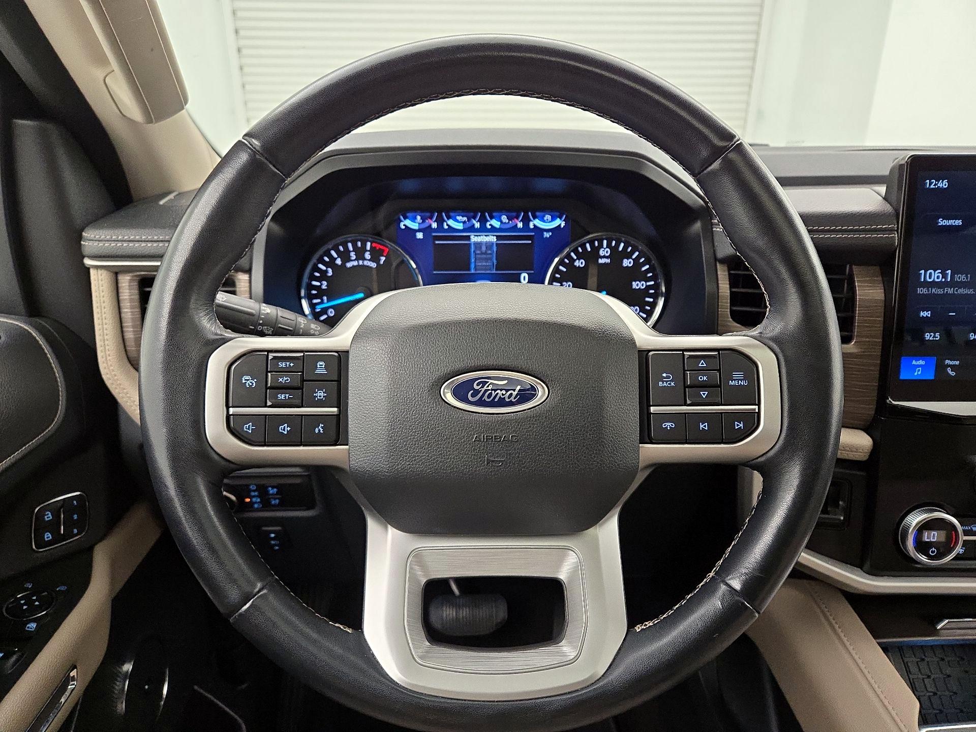 Thumbnail: 2022 Ford Expedition - 10