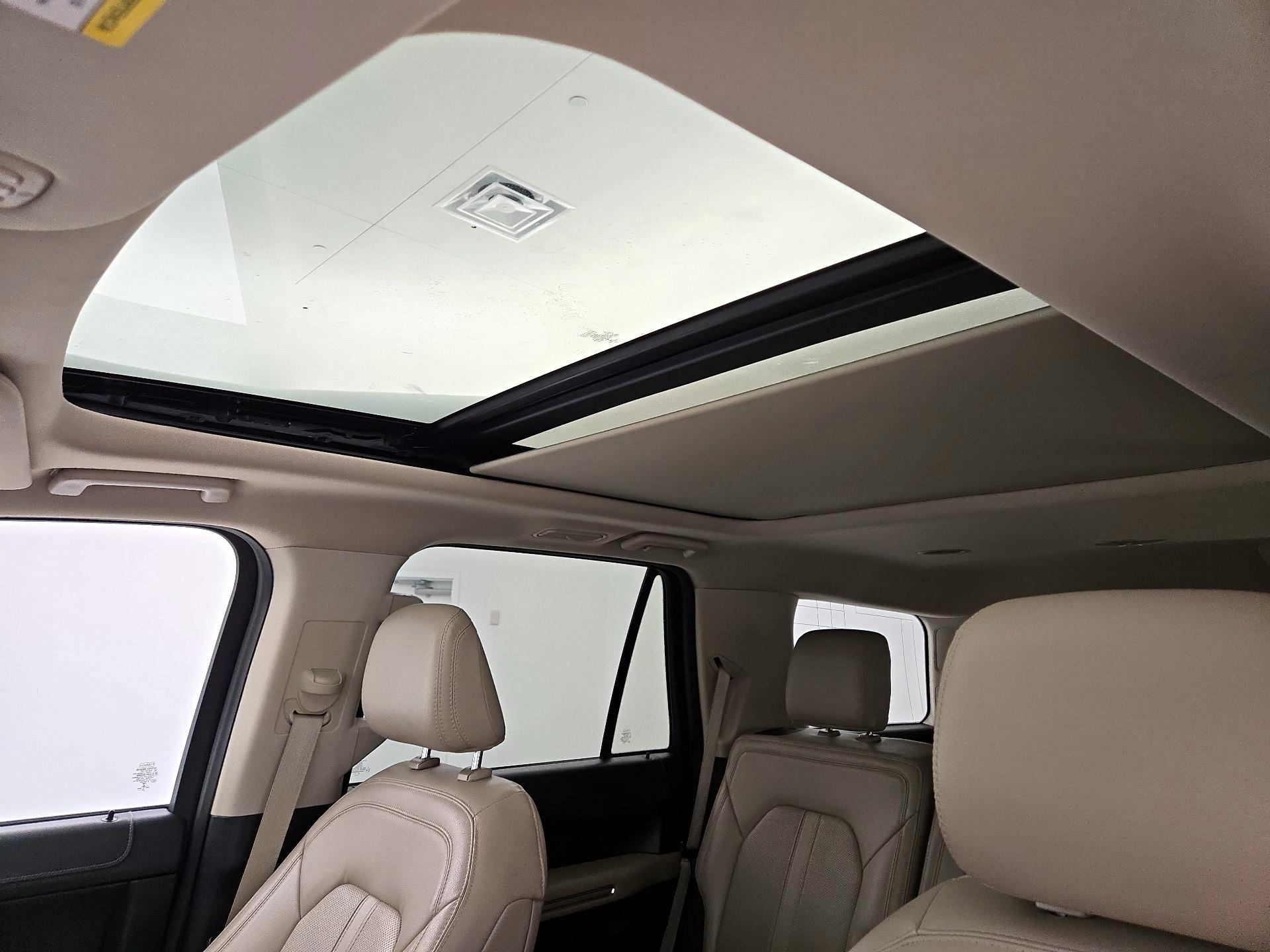 Thumbnail: 2022 Ford Expedition - 20