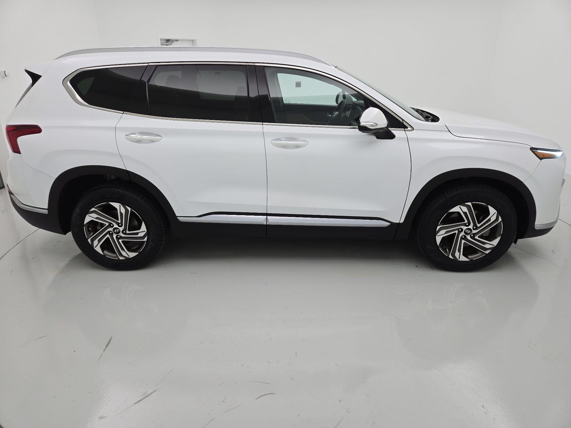 Thumbnail: 2022 Hyundai Santa Fe - 4