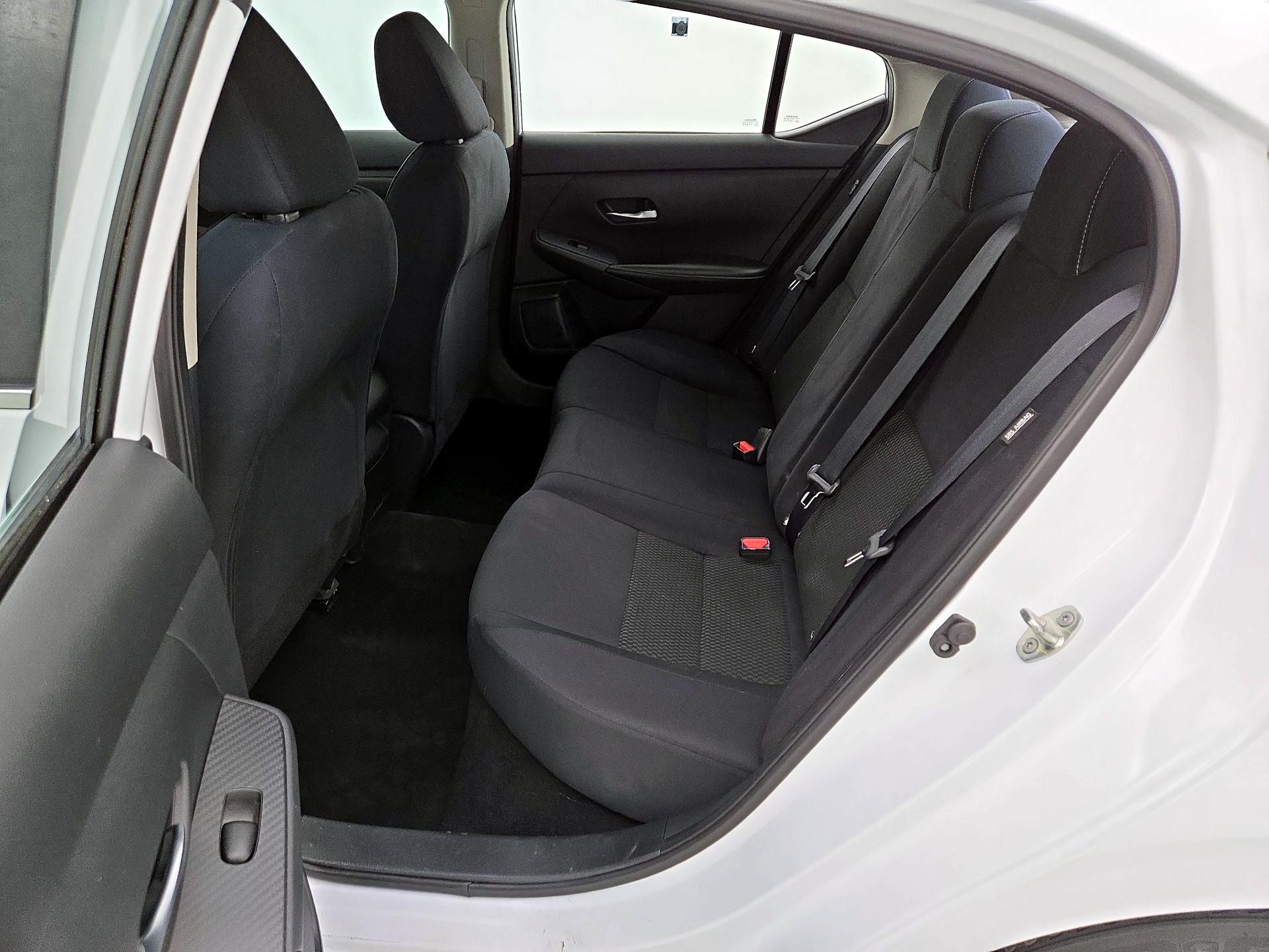 Thumbnail: 2021 Nissan Sentra - 19