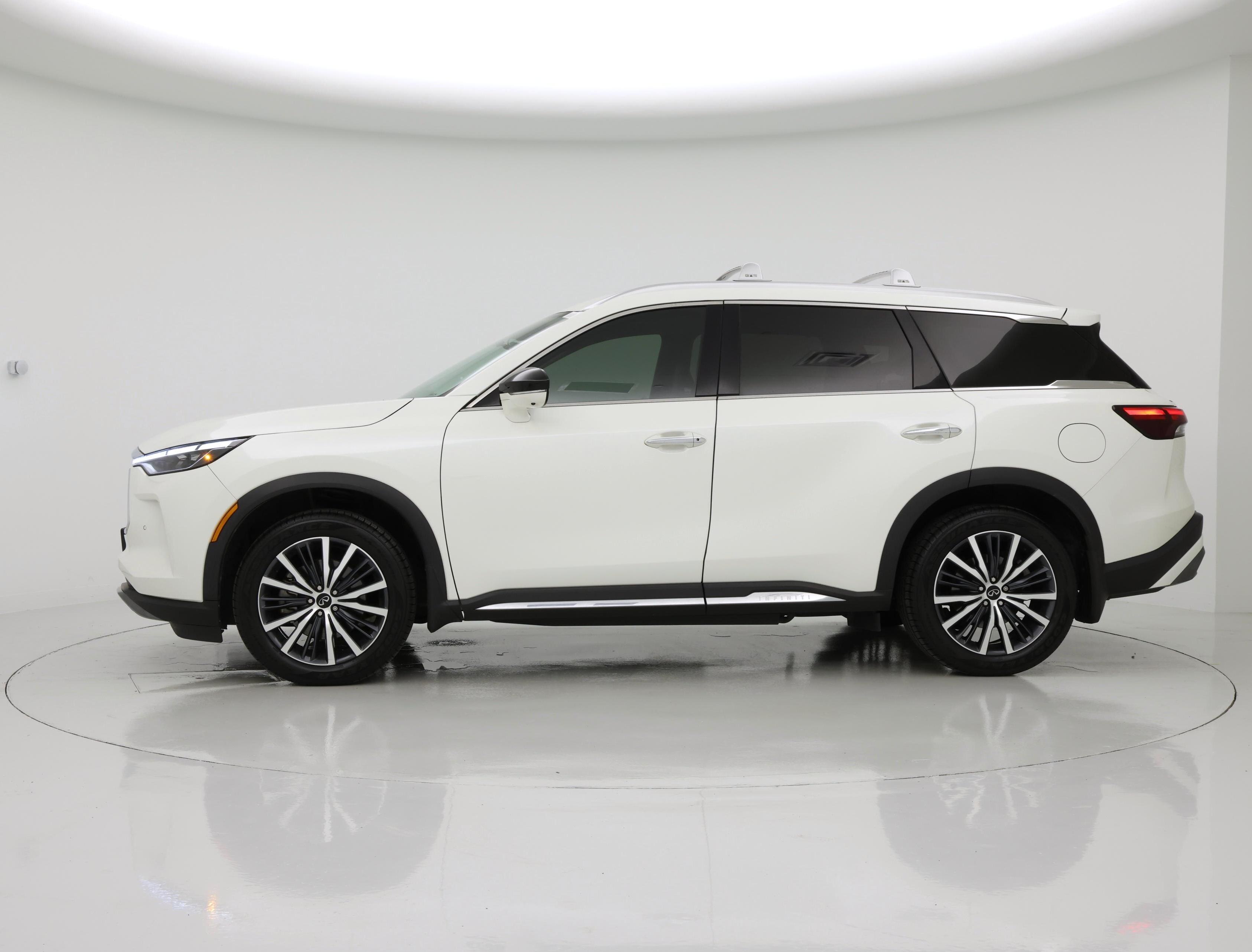 Thumbnail: 2023 INFINITI QX60 - 3