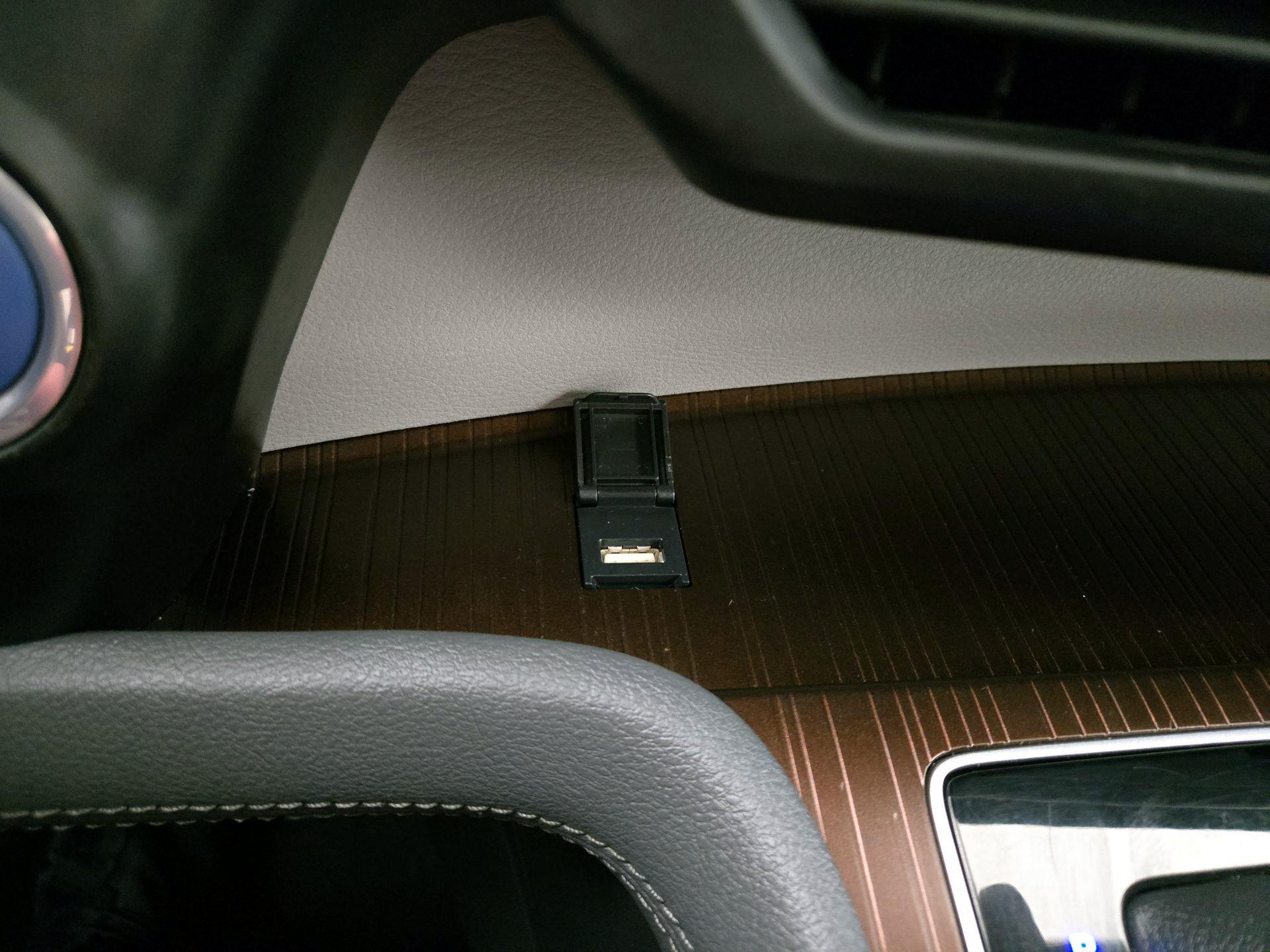 Thumbnail: 2024 Toyota Sienna - 19