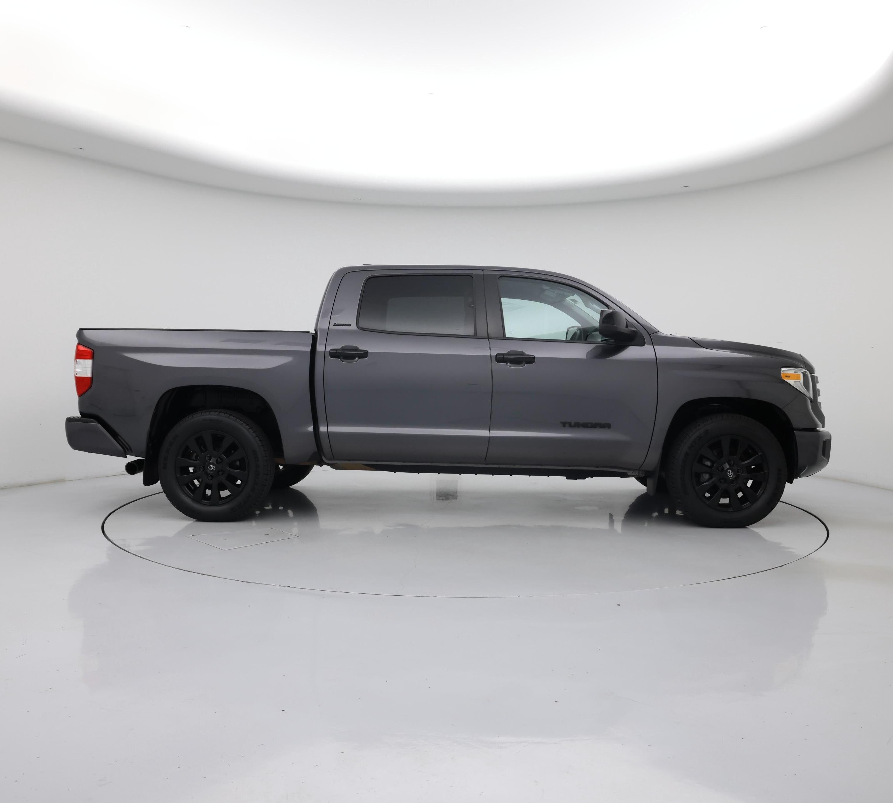 Thumbnail: 2021 Toyota Tundra - 7