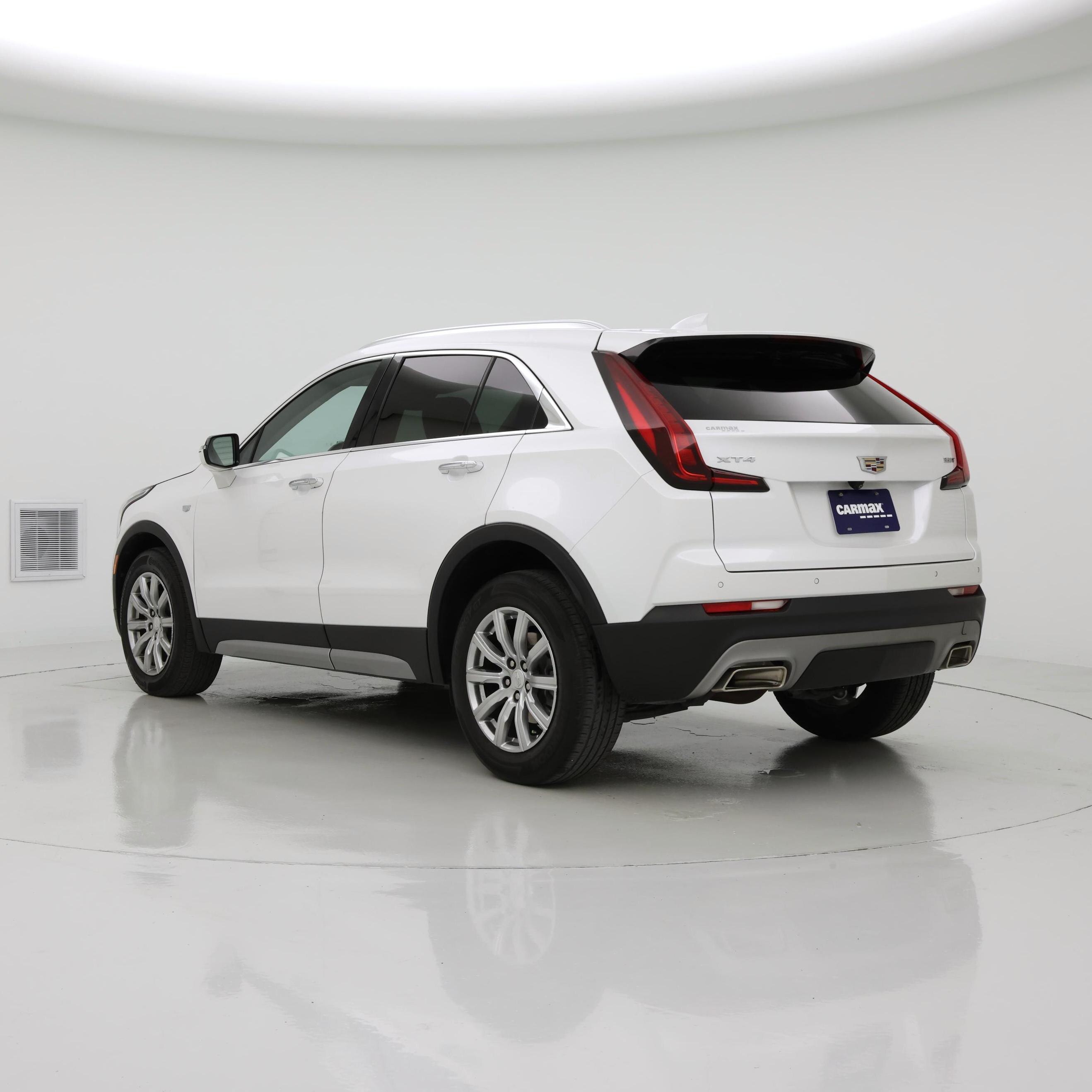 Thumbnail: 2023 Cadillac XT4 - 2