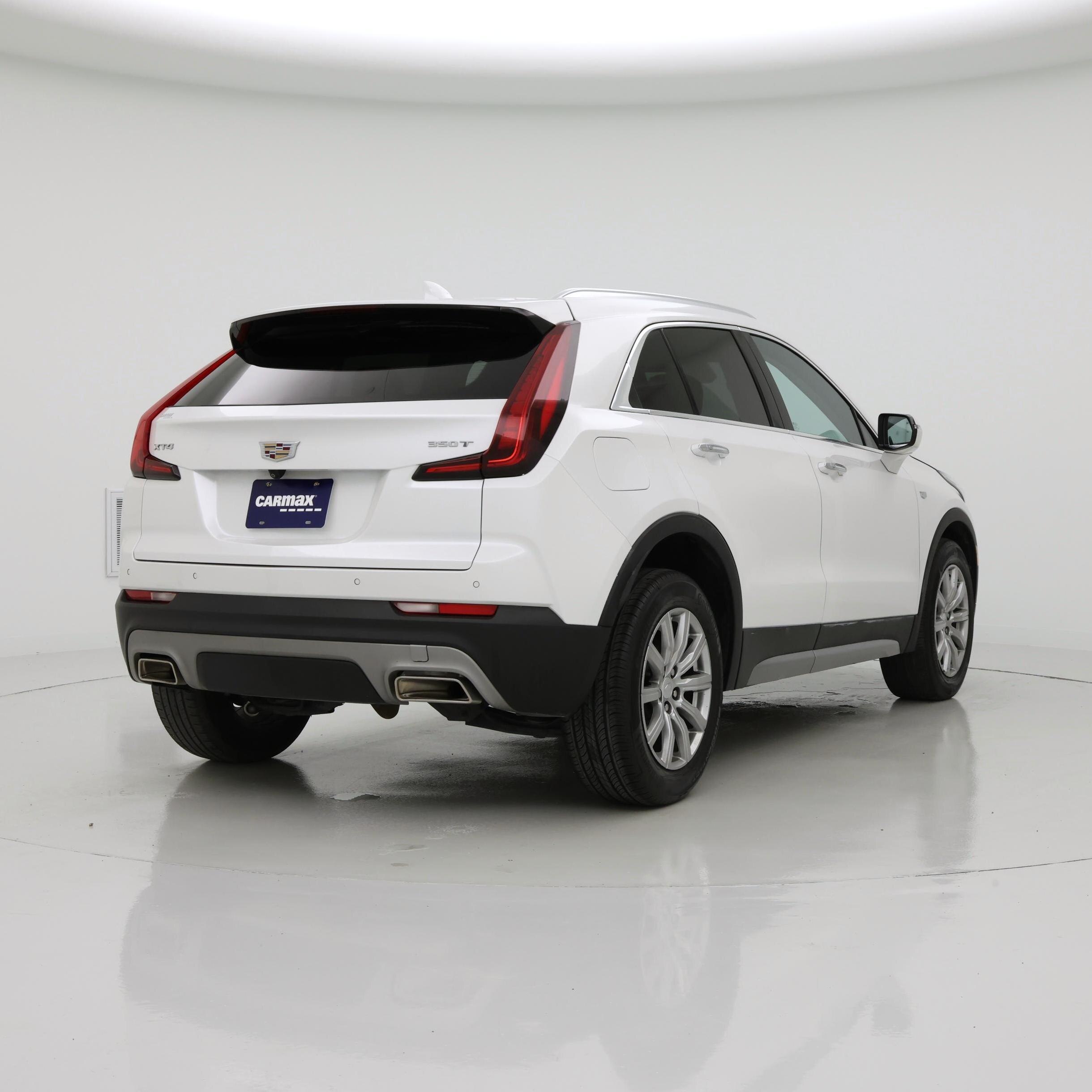 Thumbnail: 2023 Cadillac XT4 - 8