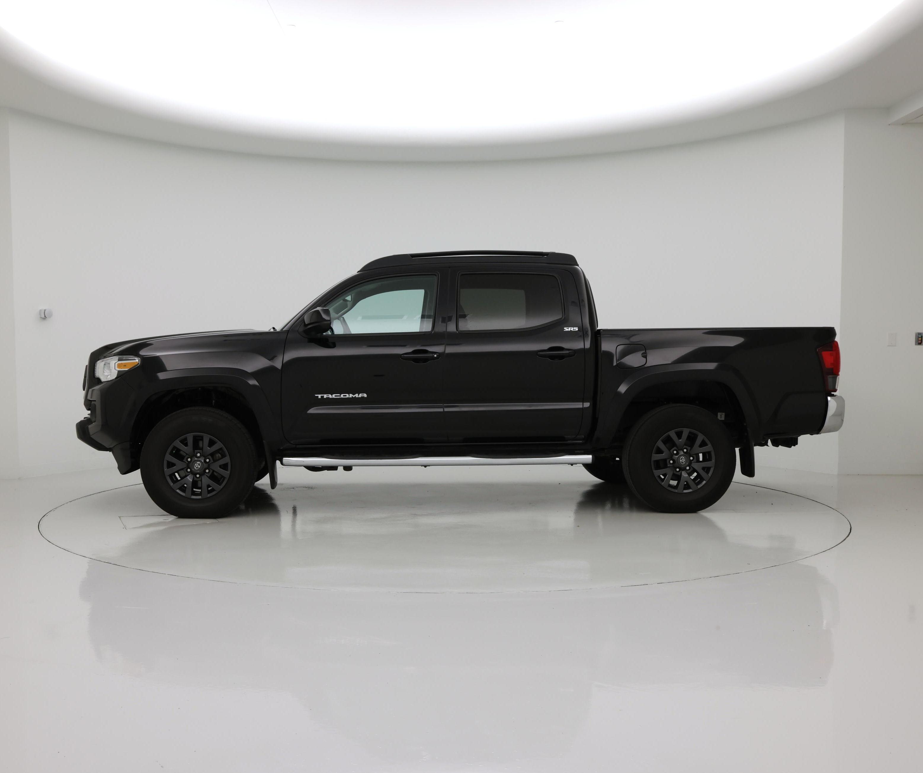 Thumbnail: 2022 Toyota Tacoma - 3