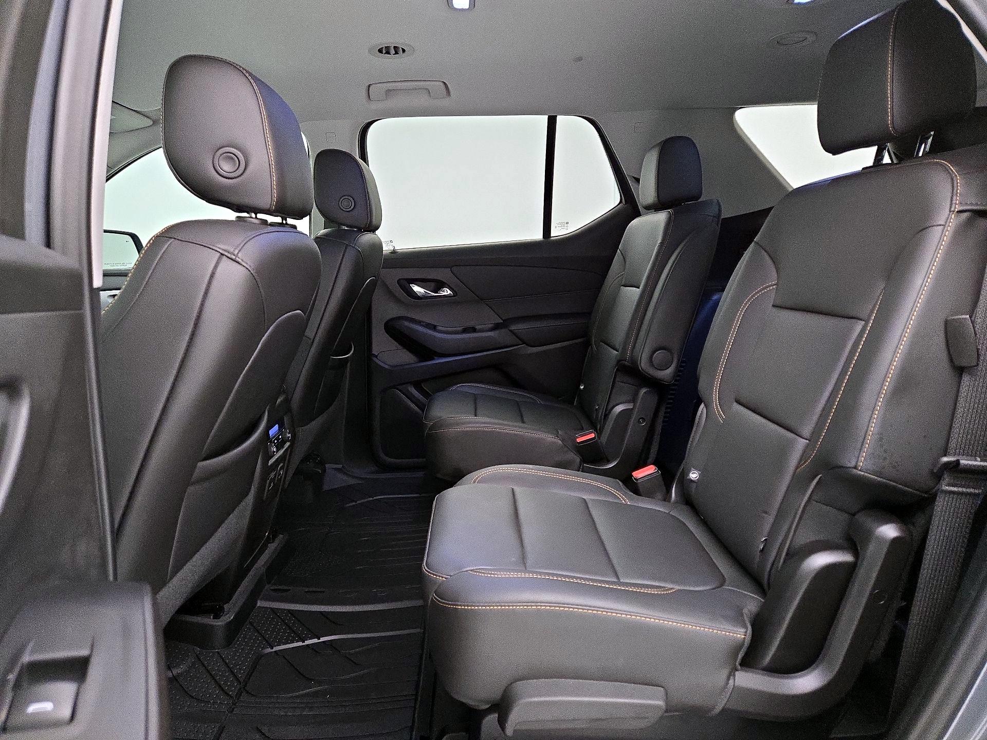 Thumbnail: 2021 Chevrolet Traverse - 20