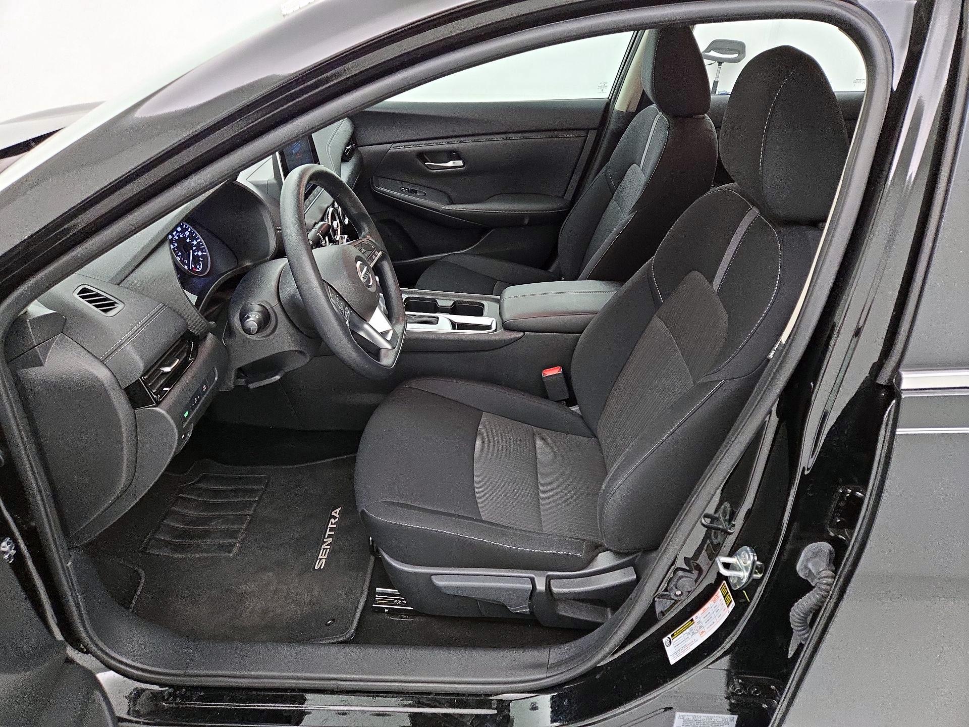 Thumbnail: 2023 Nissan Sentra - 11