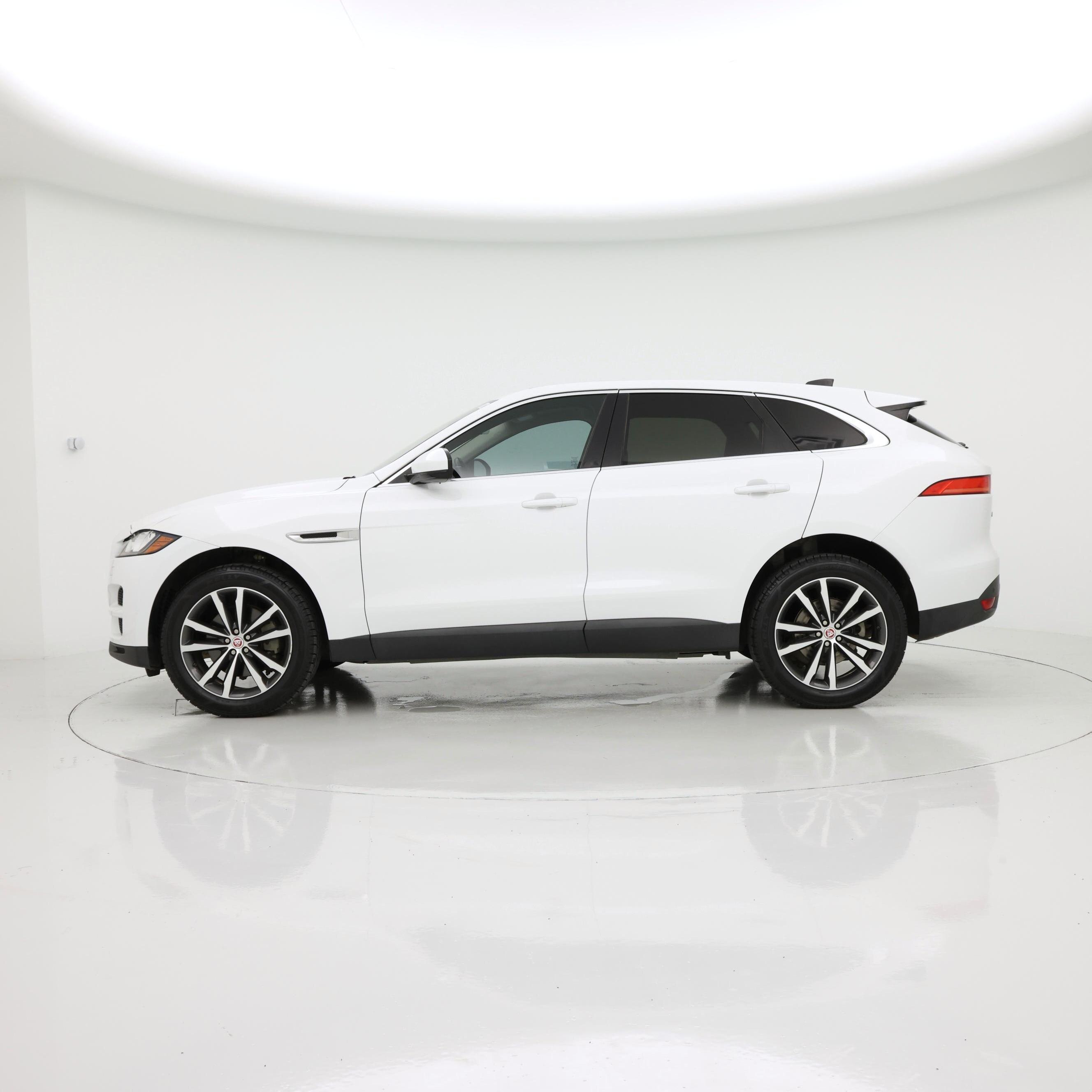 Thumbnail: 2020 Jaguar F-Pace - 3