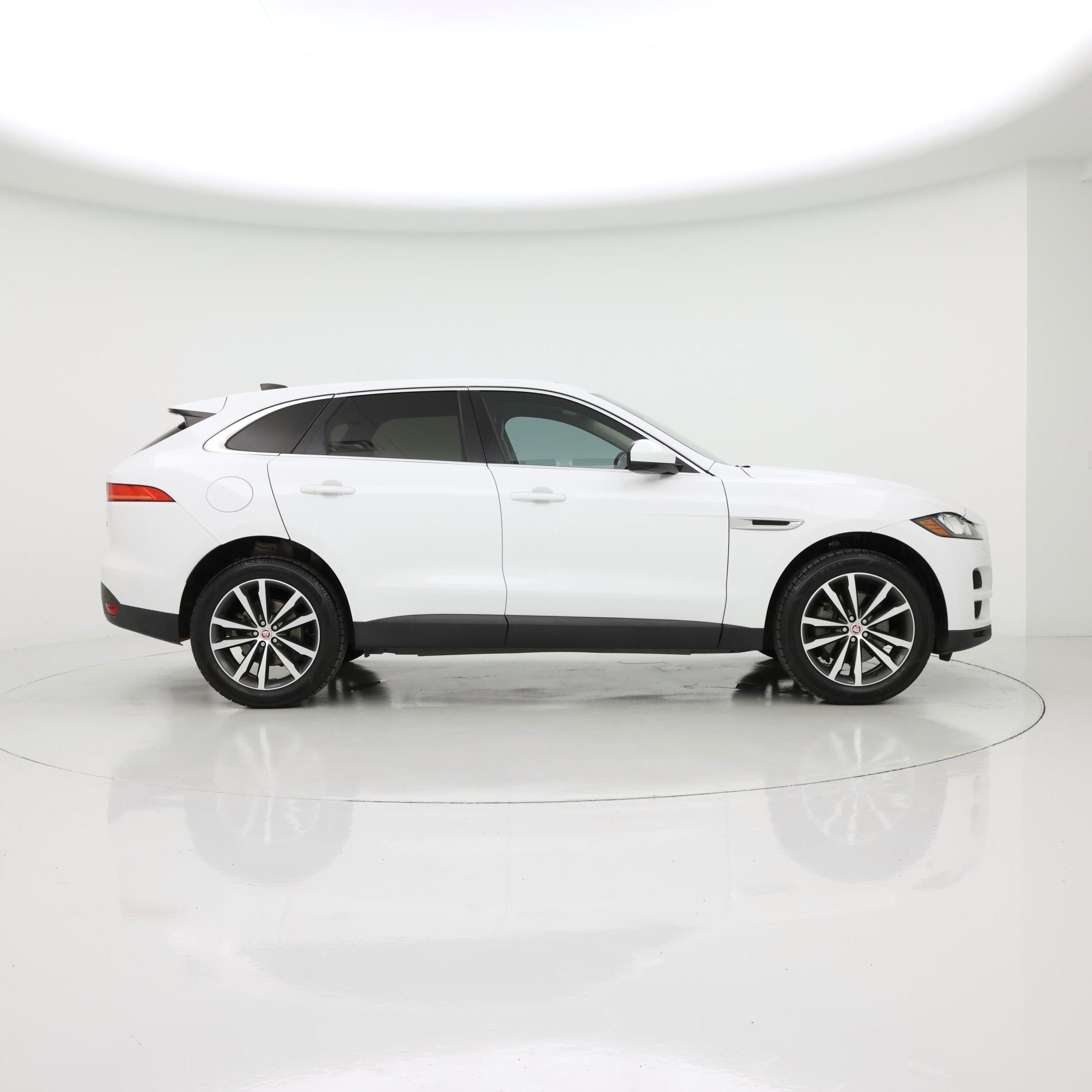 Thumbnail: 2020 Jaguar F-Pace - 7