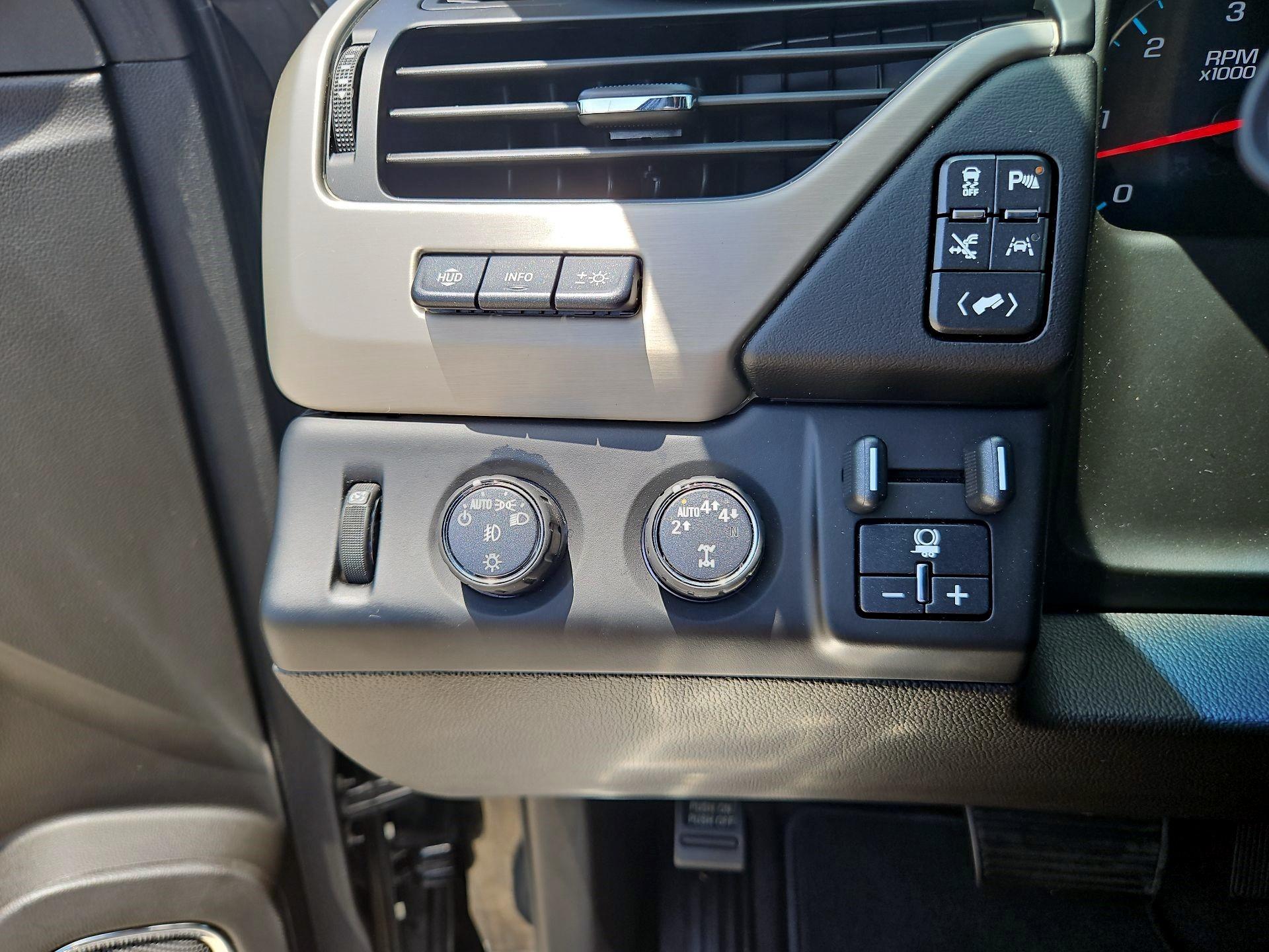 Thumbnail: 2020 GMC Yukon - 11