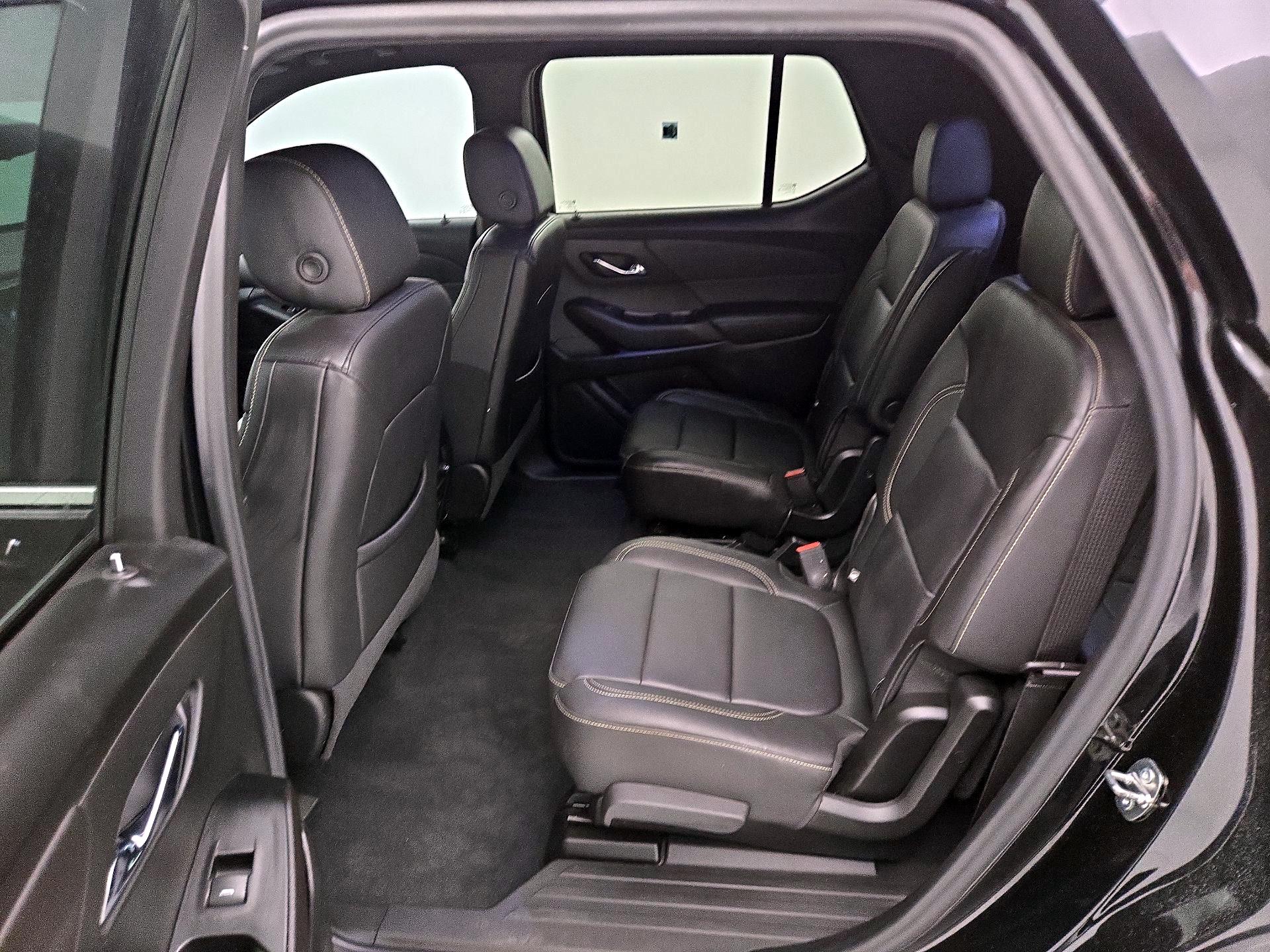 Thumbnail: 2023 Chevrolet Traverse - 20