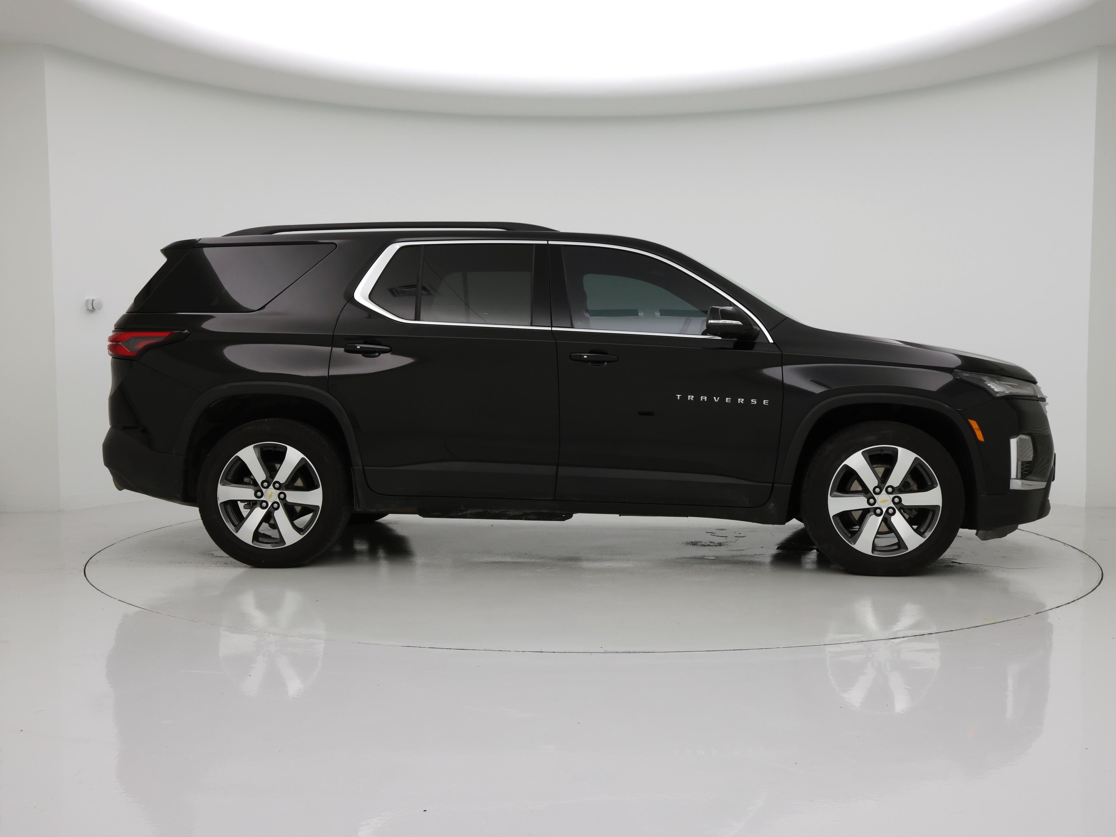 Thumbnail: 2023 Chevrolet Traverse - 7