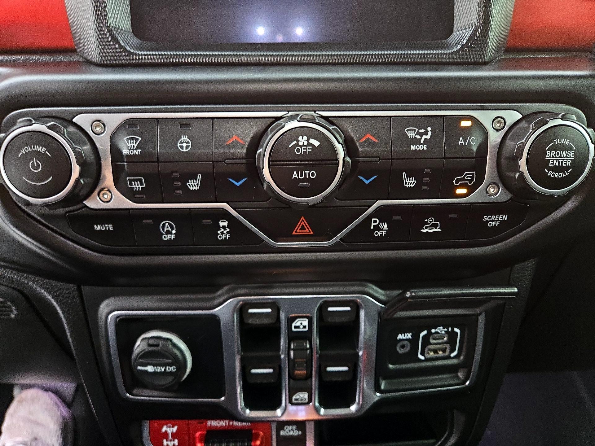 Thumbnail: 2020 Jeep Gladiator - 17