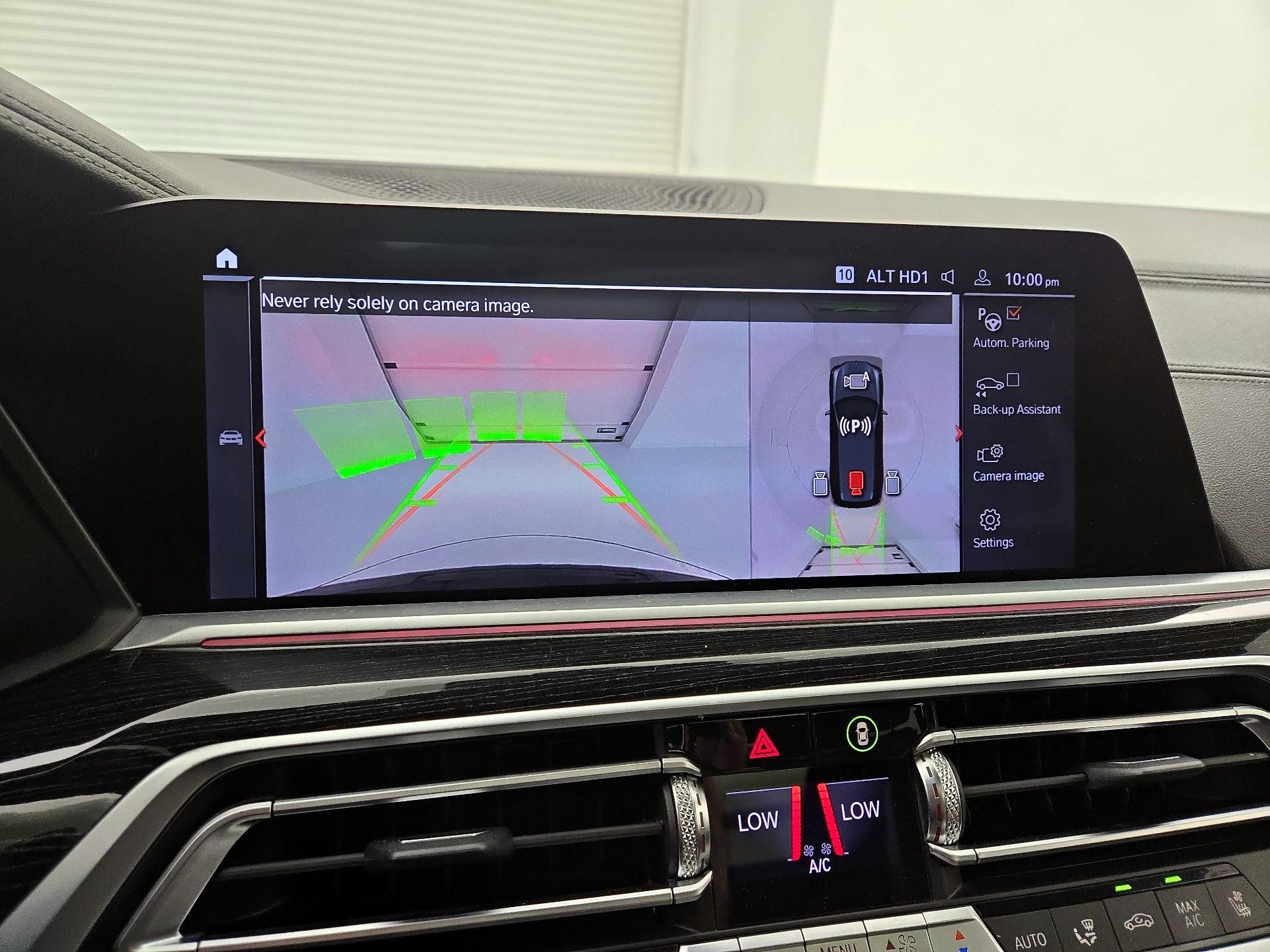 Thumbnail: 2020 BMW X7 - 15