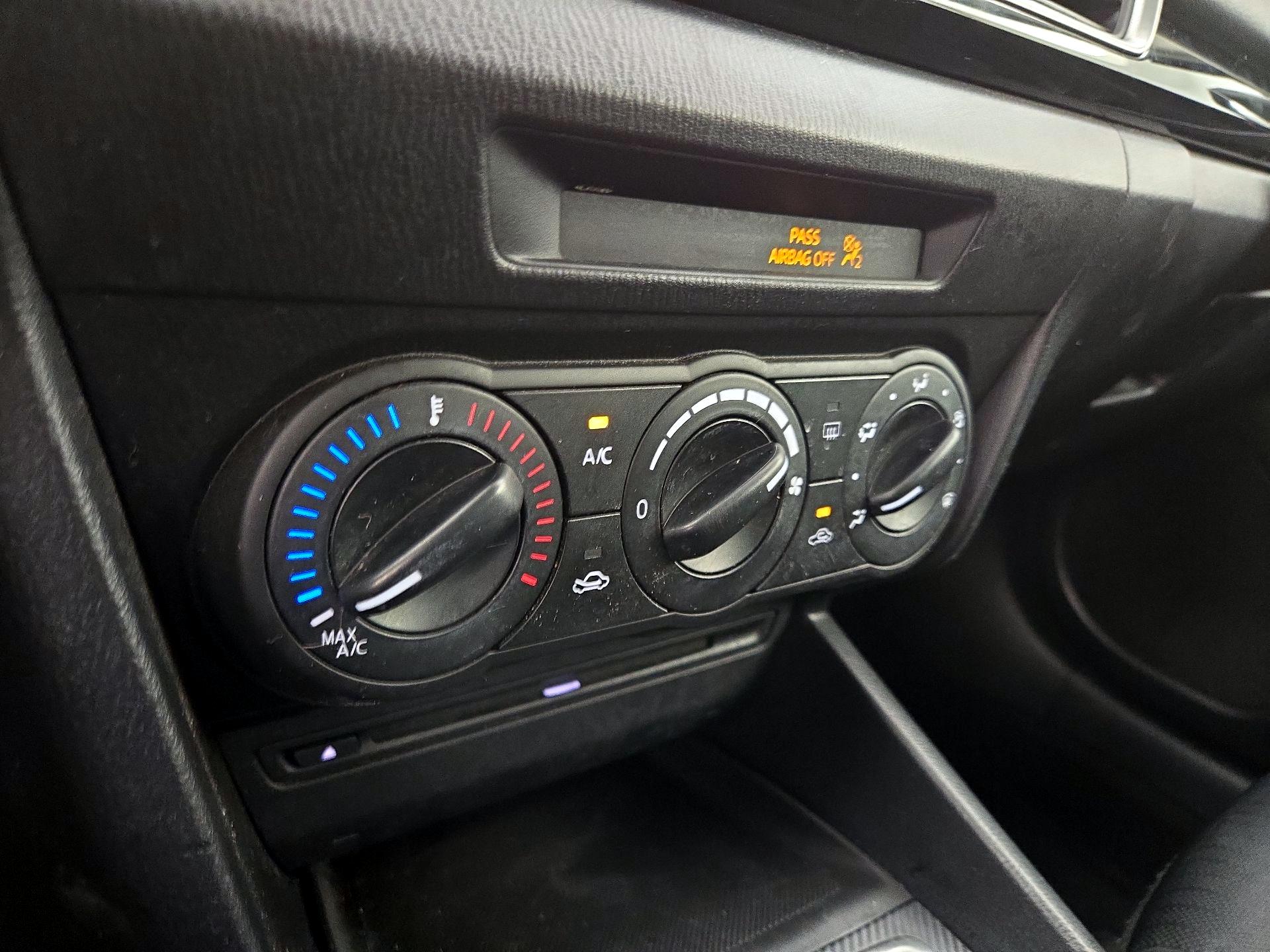 Thumbnail: 2014 Mazda Mazda3 - 15