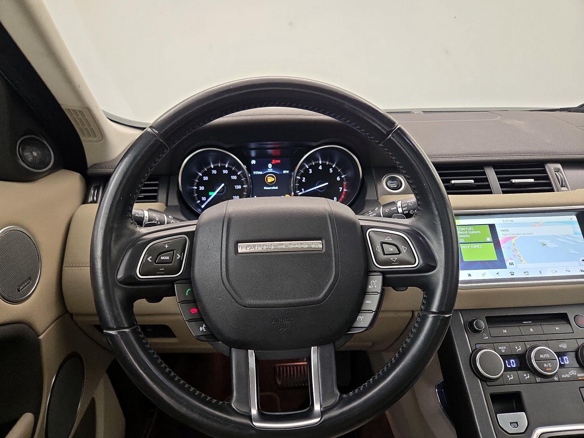 Thumbnail: 2018 Land Rover Range Rover Evoque - 10