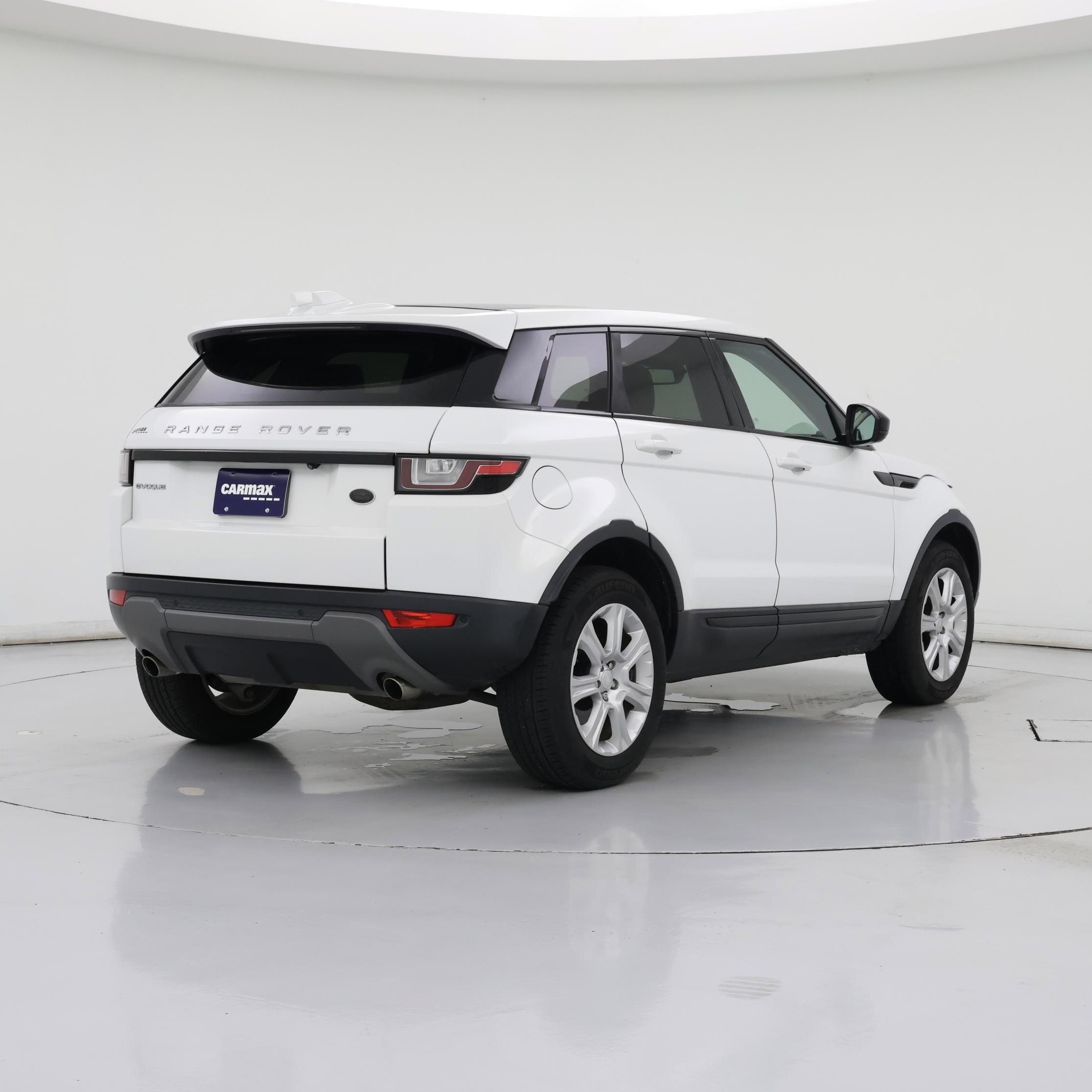 Thumbnail: 2018 Land Rover Range Rover Evoque - 8