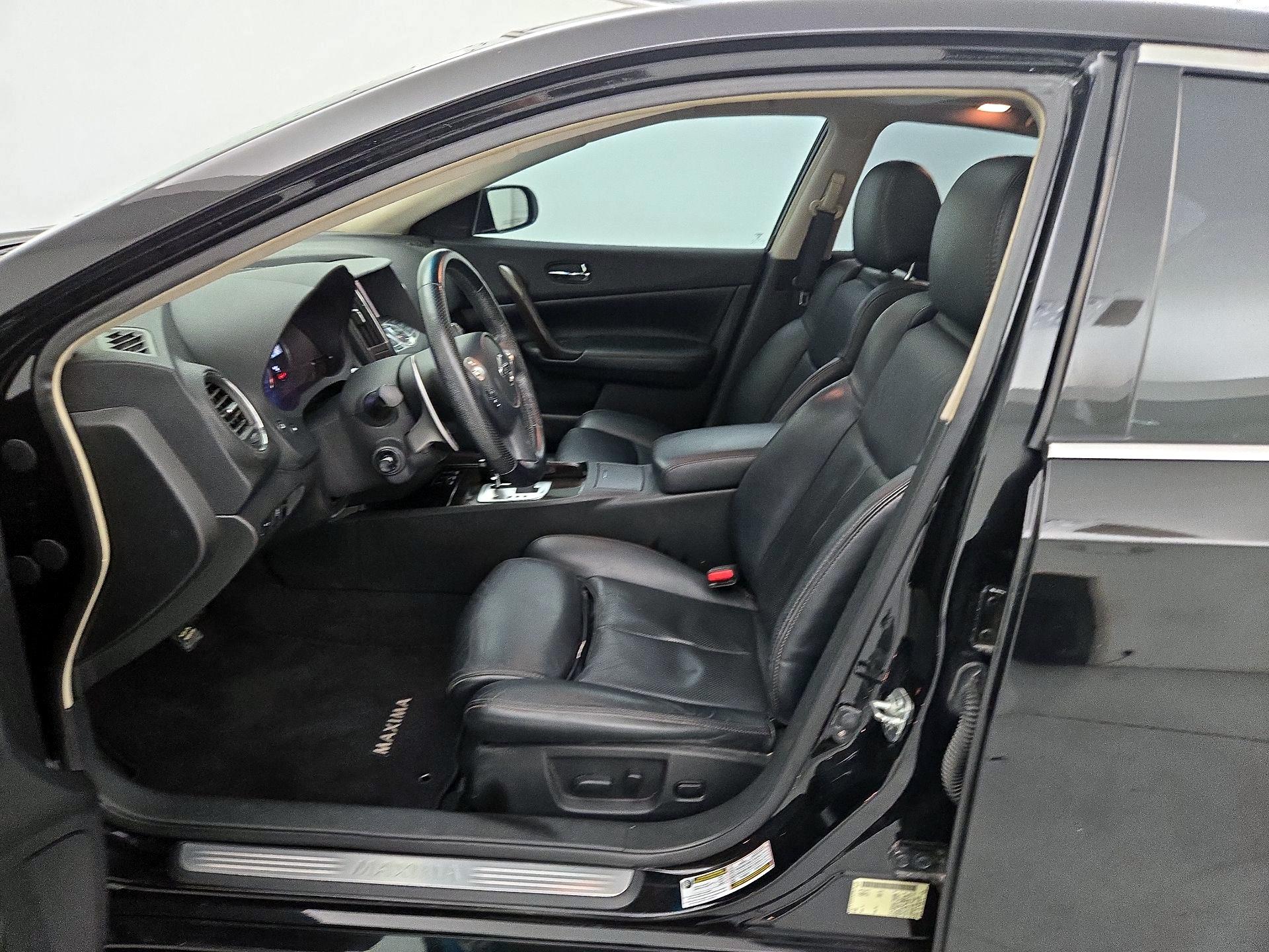 Thumbnail: 2013 Nissan Maxima - 11