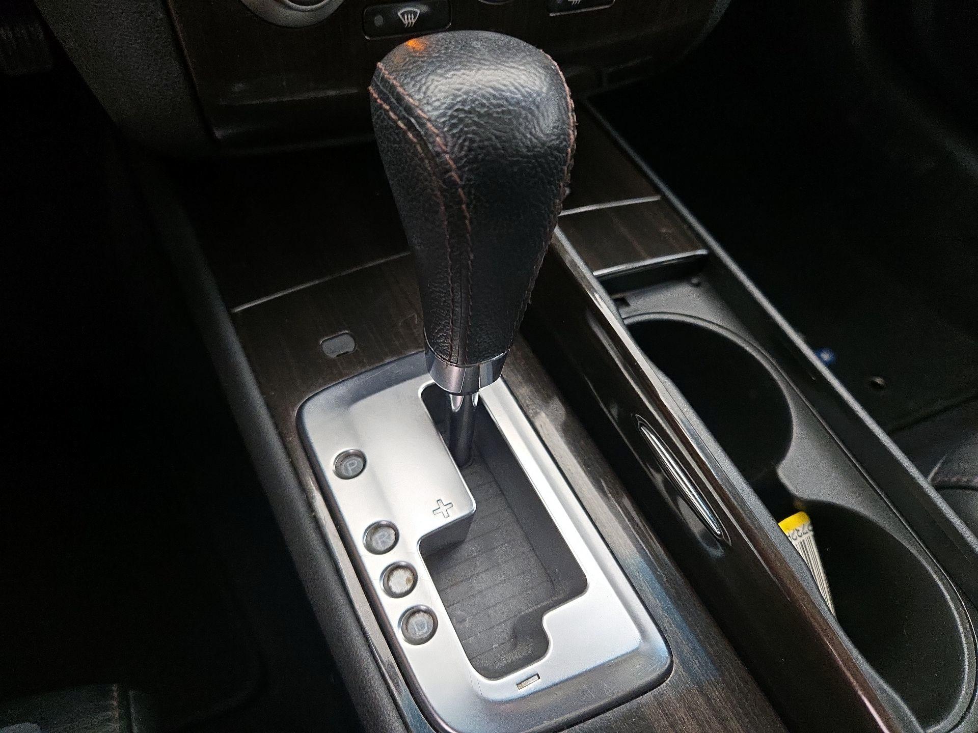 Thumbnail: 2013 Nissan Maxima - 17