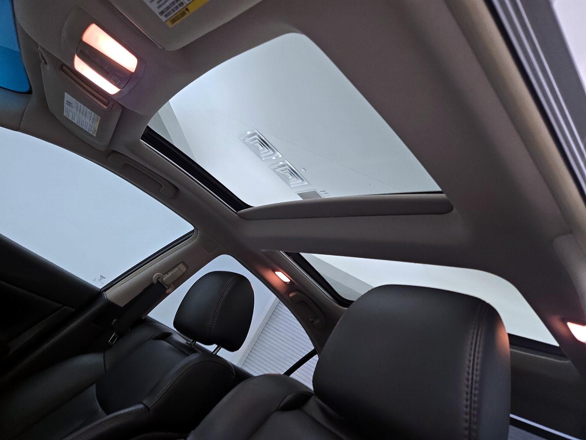 Thumbnail: 2013 Nissan Maxima - 18