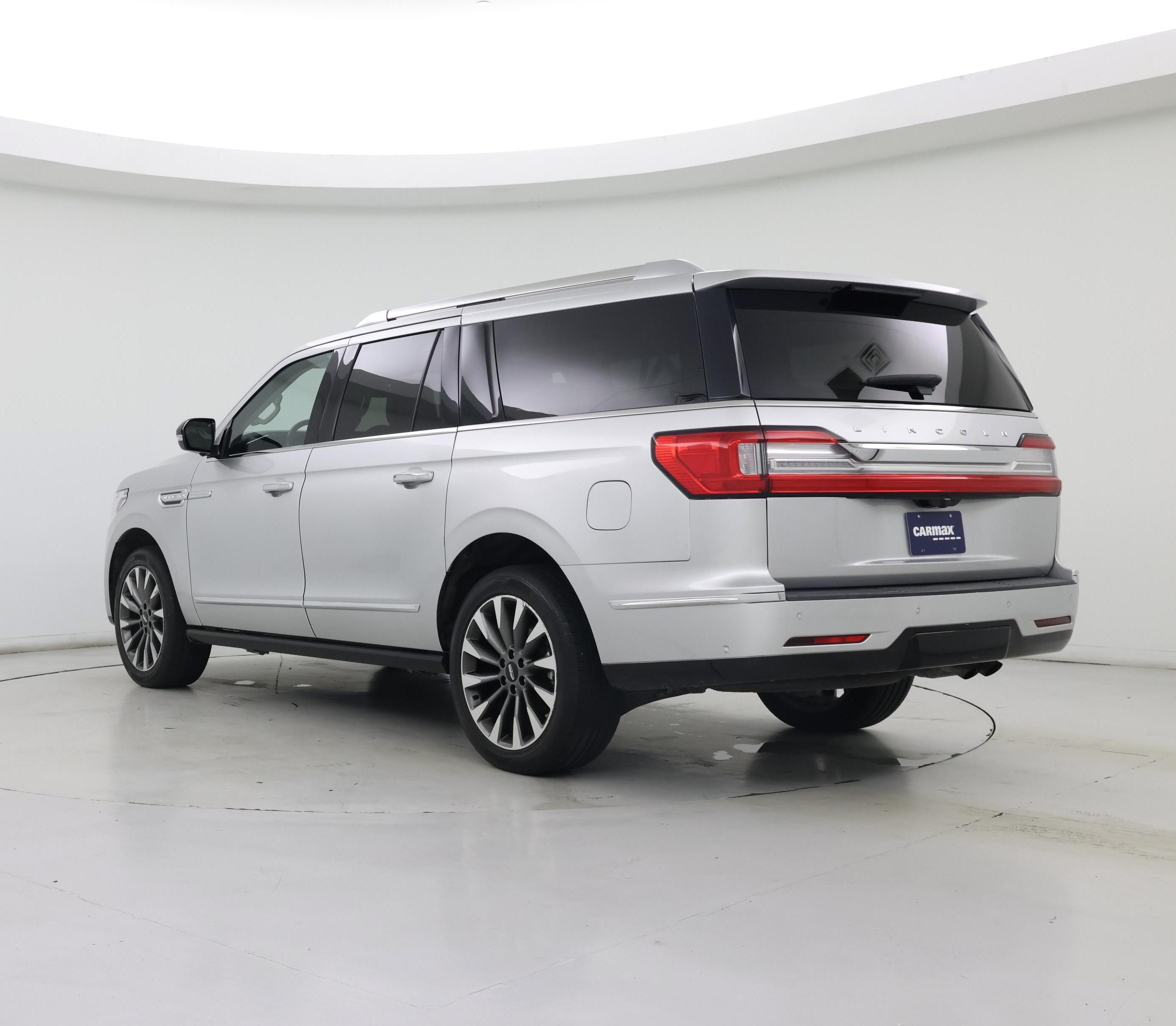 Thumbnail: 2019 Lincoln Navigator L - 2