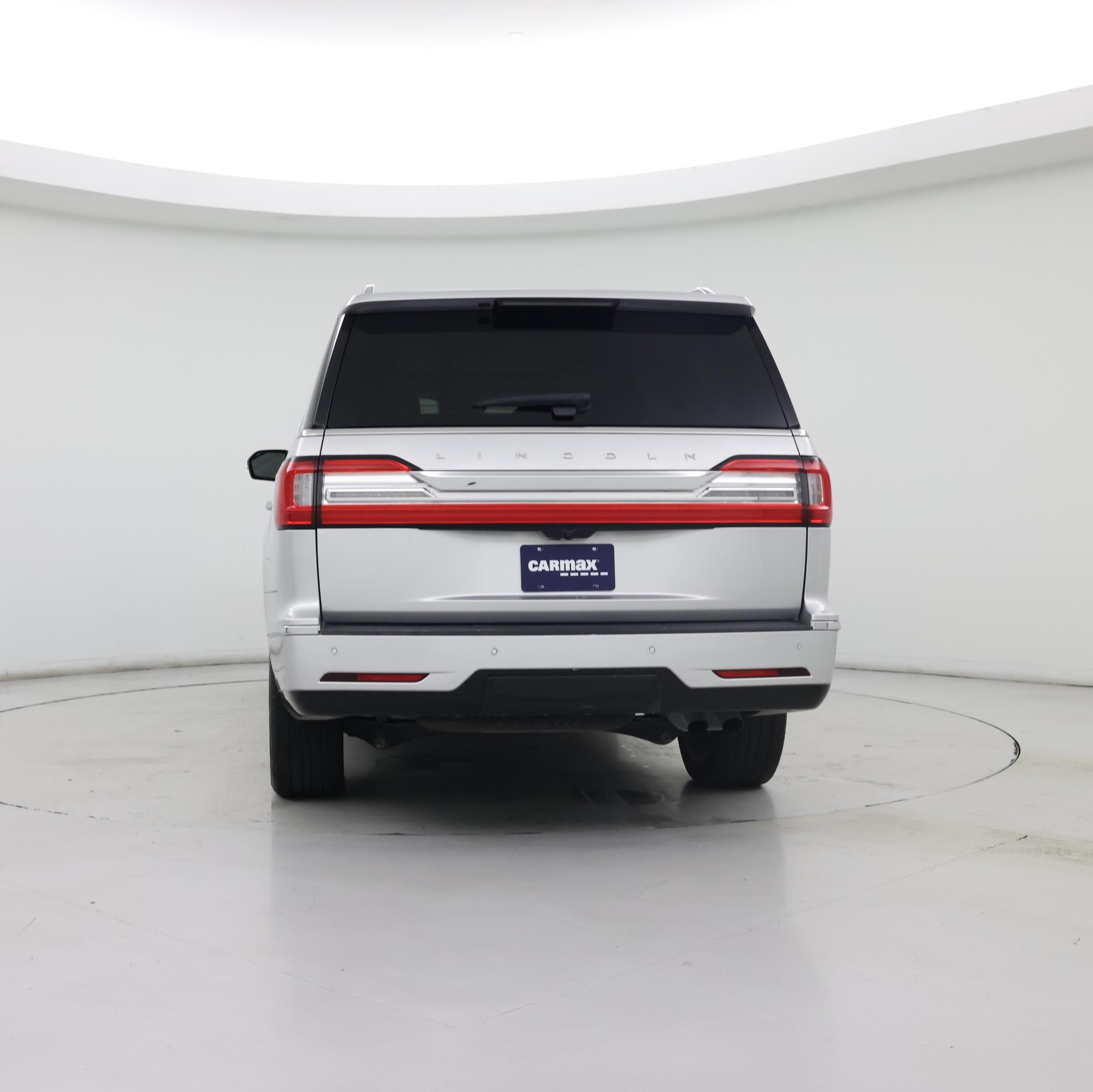 Thumbnail: 2019 Lincoln Navigator L - 6