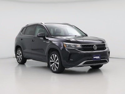 Black 2023 Volkswagen Taos SE