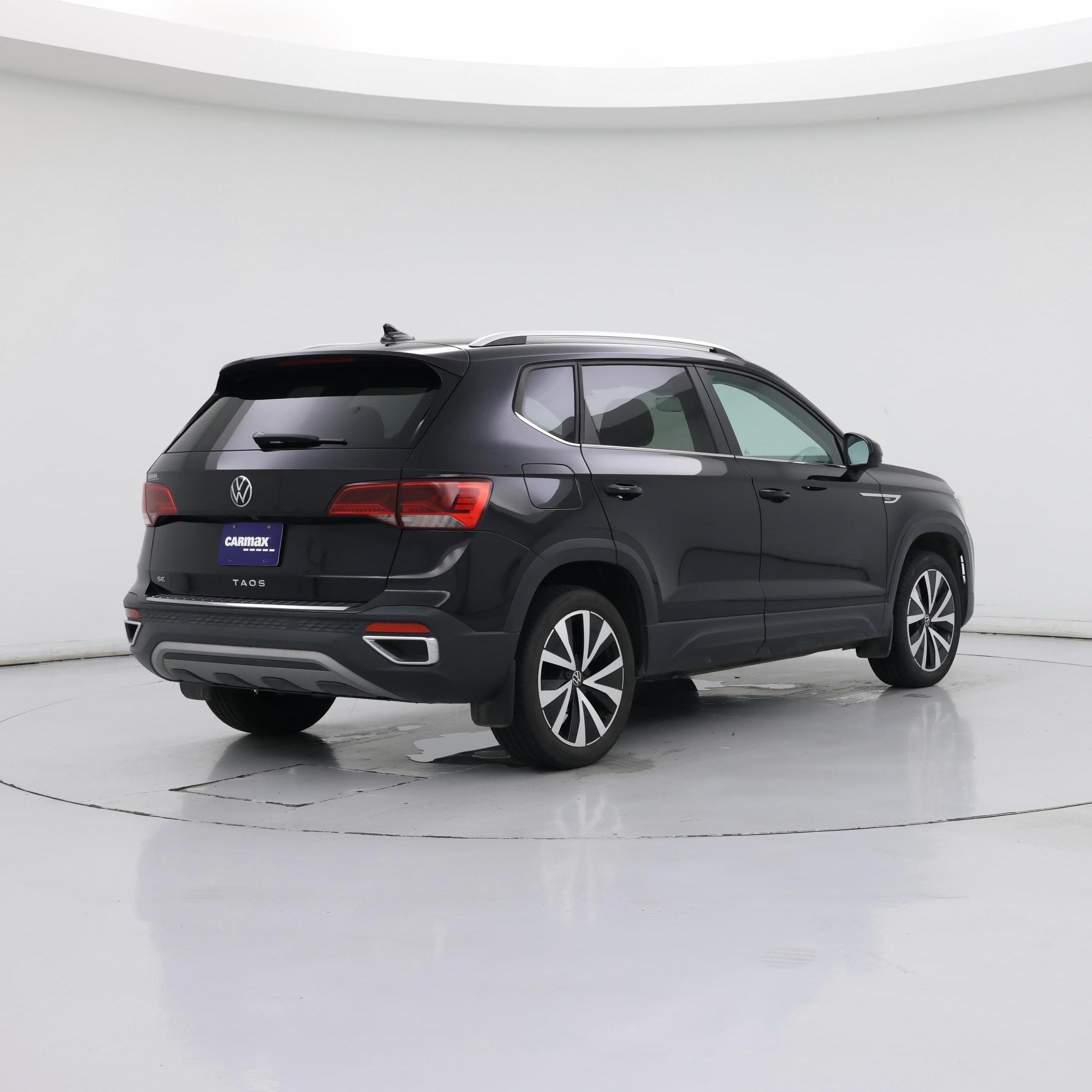 Thumbnail: 2023 Volkswagen Taos - 8