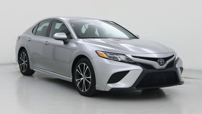 2019 Toyota Camry SE Hero Image