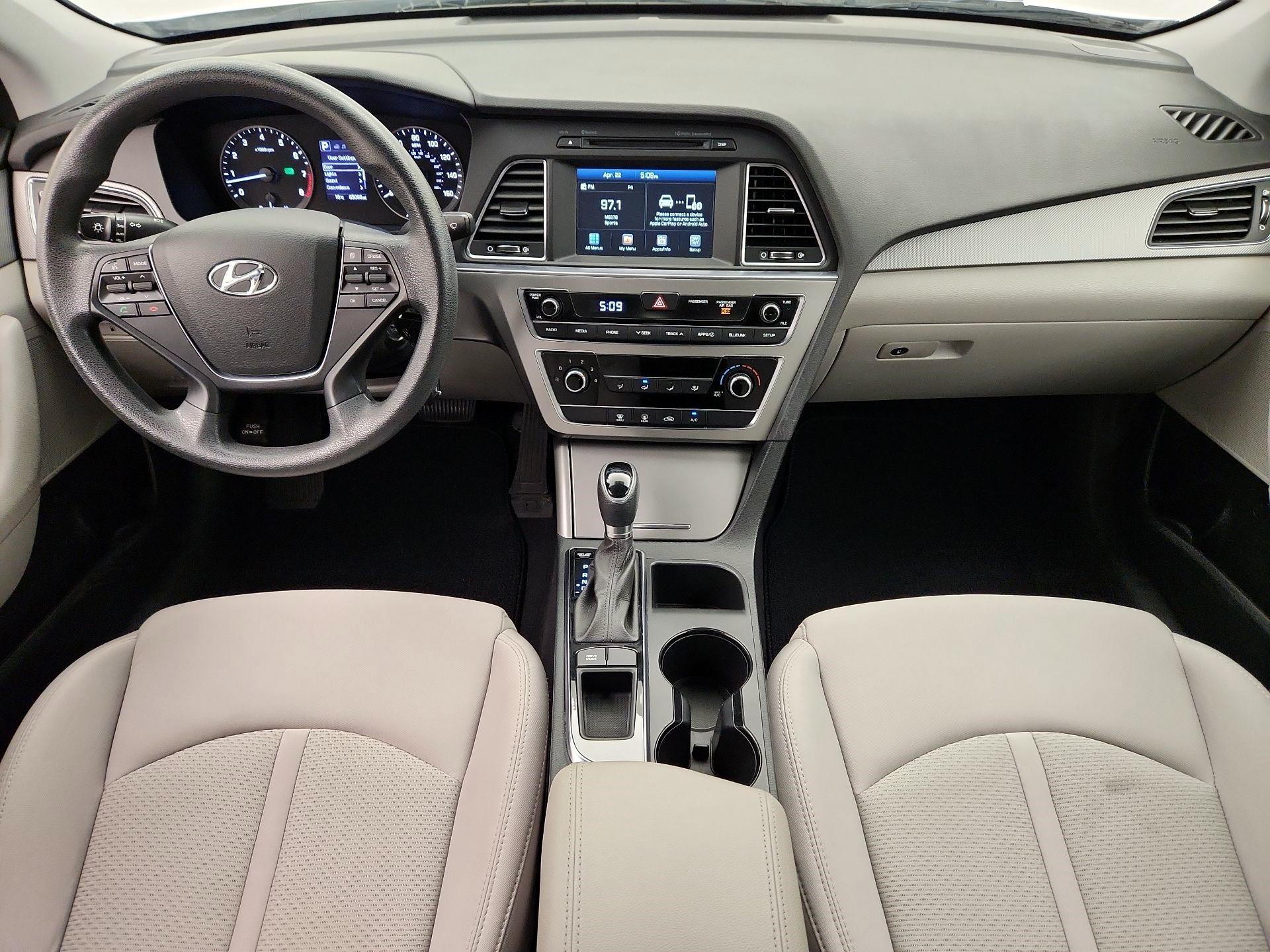 Thumbnail: 2017 Hyundai Sonata - 9