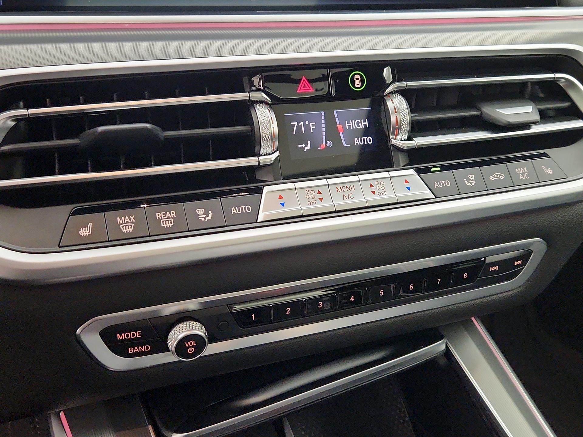 Thumbnail: 2022 BMW X5 - 17