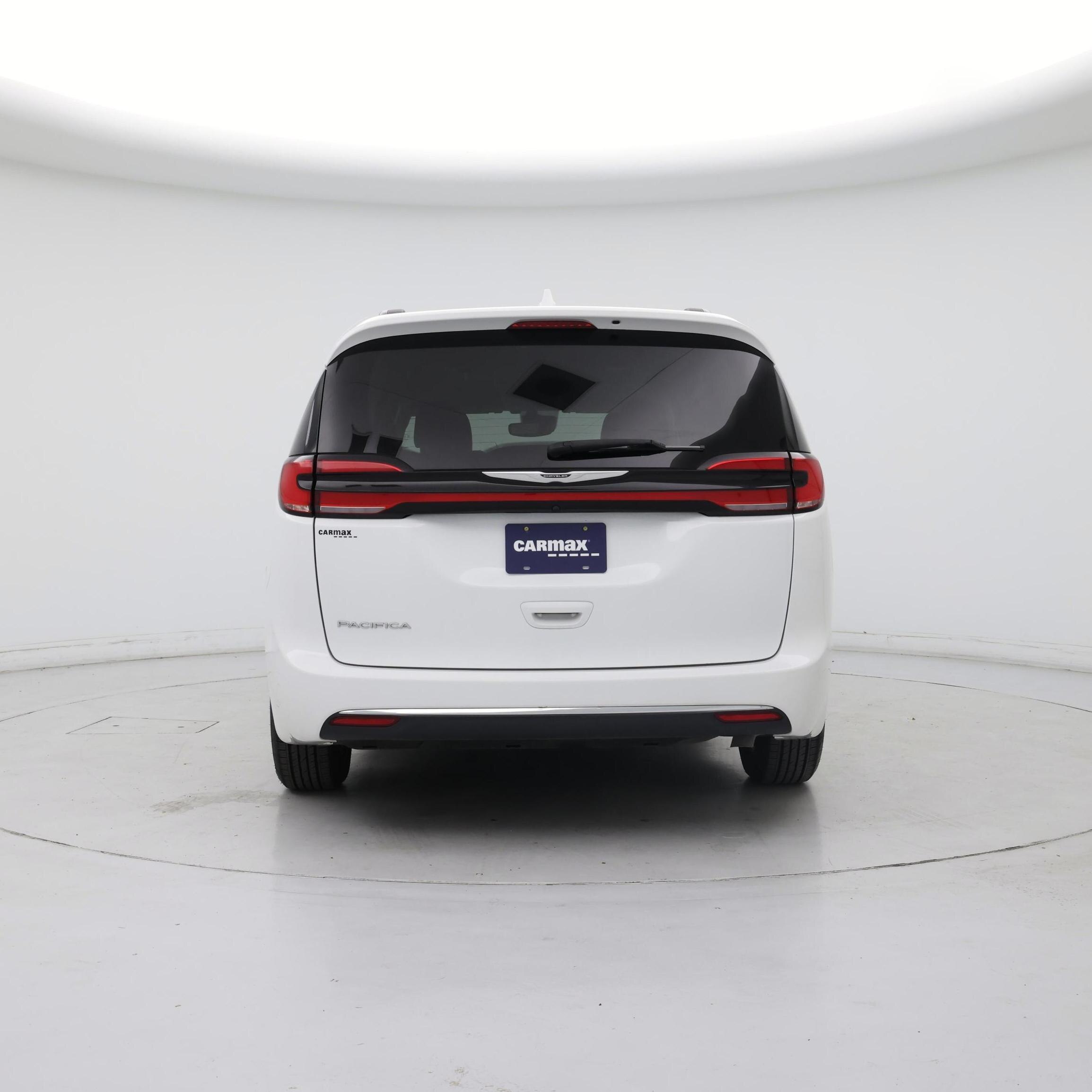 Thumbnail: 2022 Chrysler Pacifica - 6