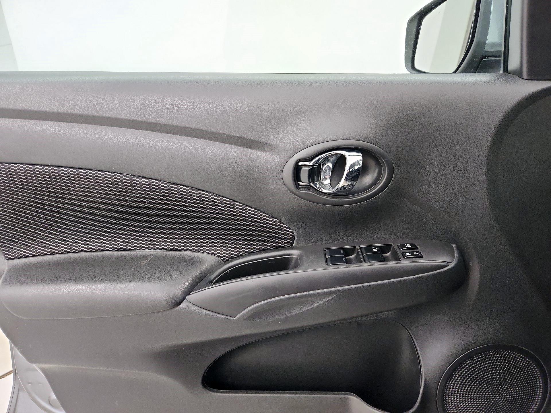 Thumbnail: 2018 Nissan Versa - 12