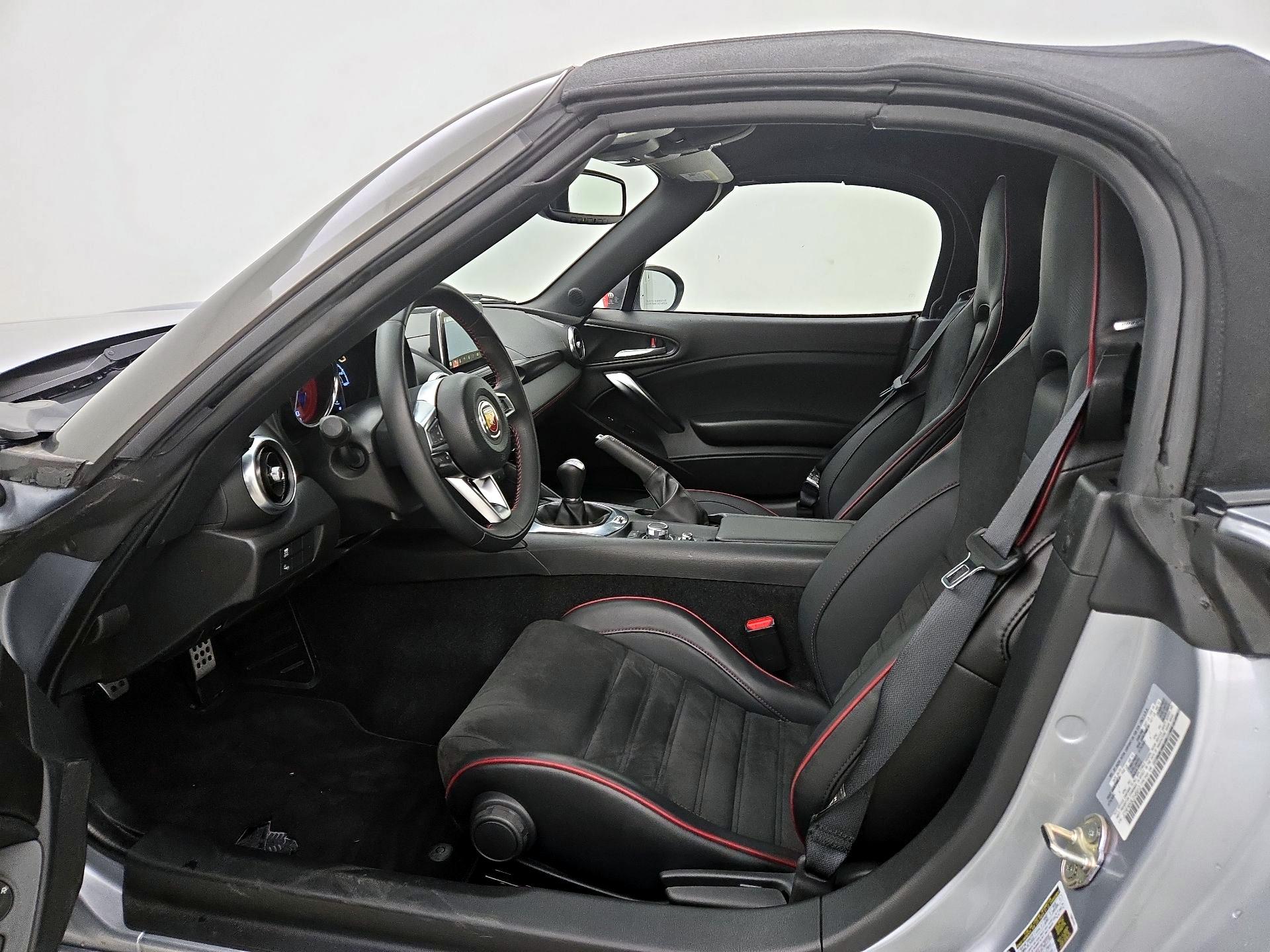 Thumbnail: 2020 Fiat 124 Spider - 11