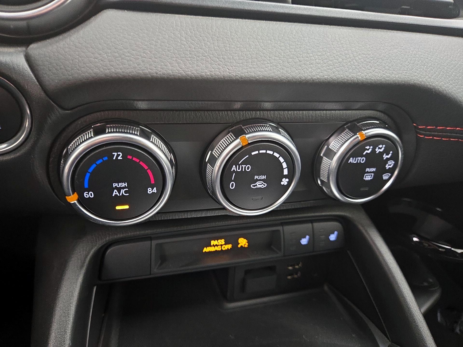 Thumbnail: 2020 Fiat 124 Spider - 17