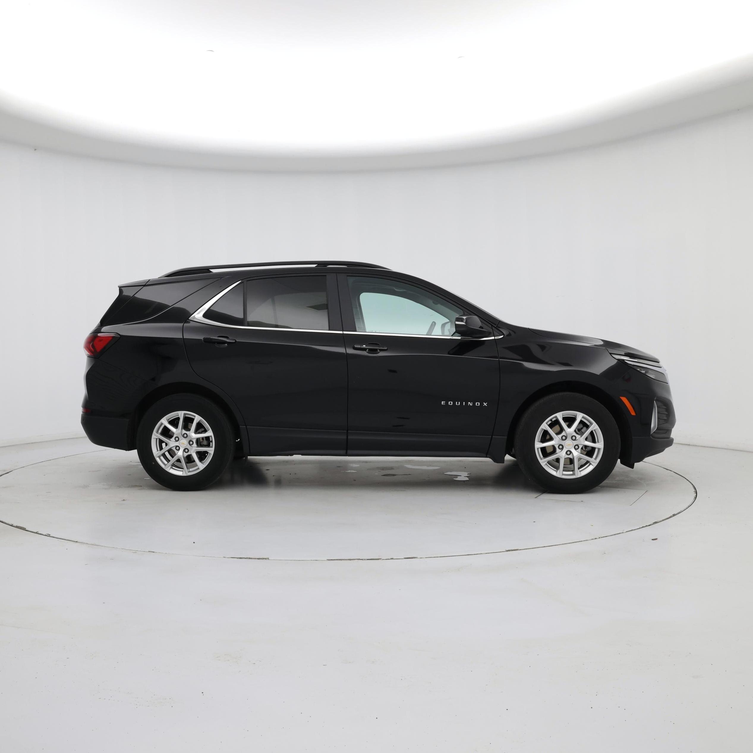 Thumbnail: 2022 Chevrolet Equinox - 7