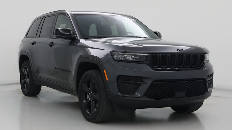 2022 Jeep Grand Cherokee Altitude Hero Image
