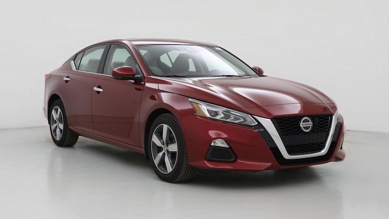 2022 Nissan Altima SV Hero Image