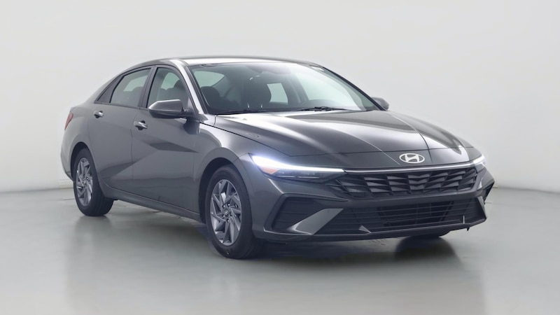 2024 Hyundai Elantra SEL Hero Image