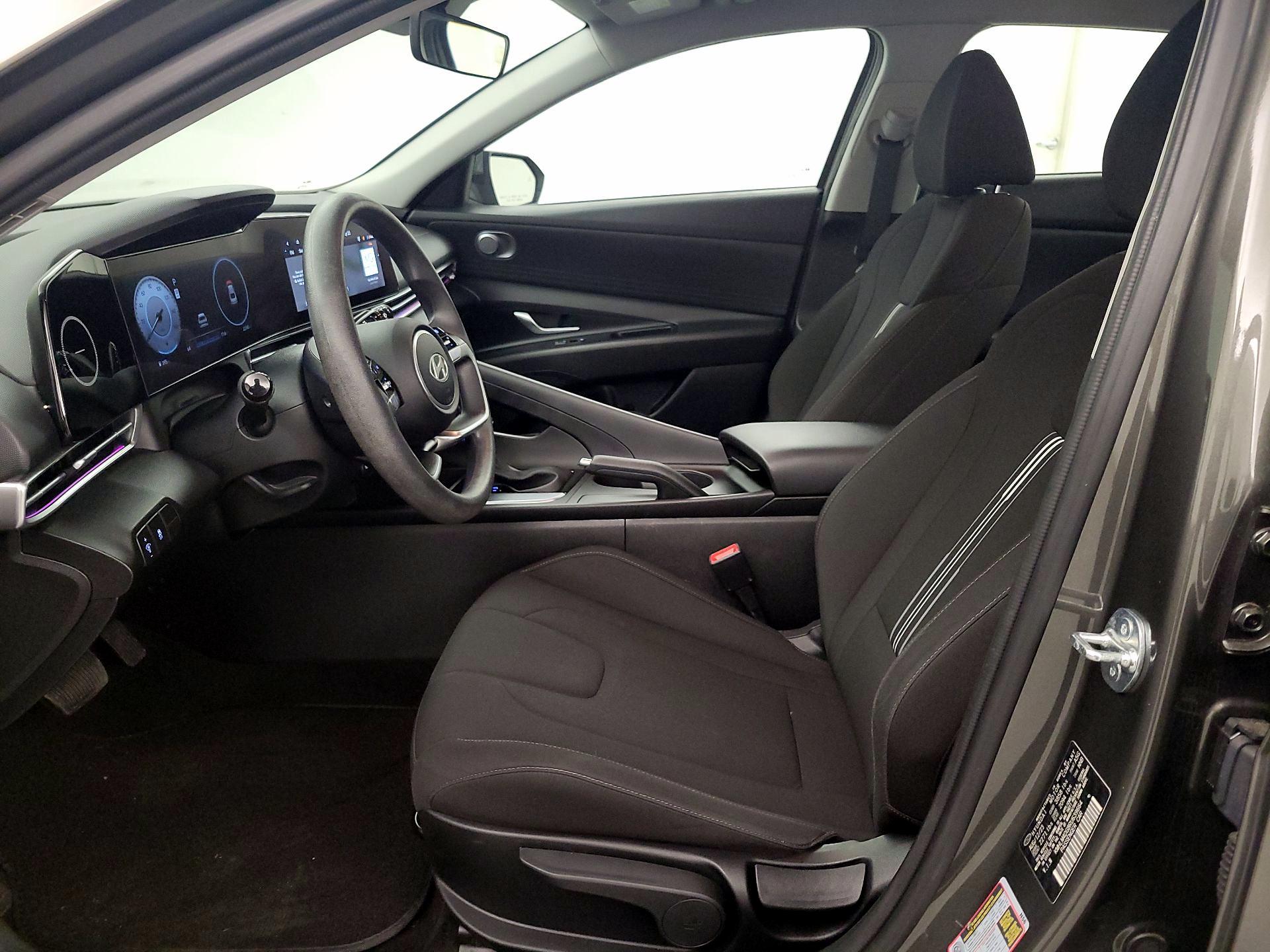 Thumbnail: 2024 Hyundai Elantra - 11