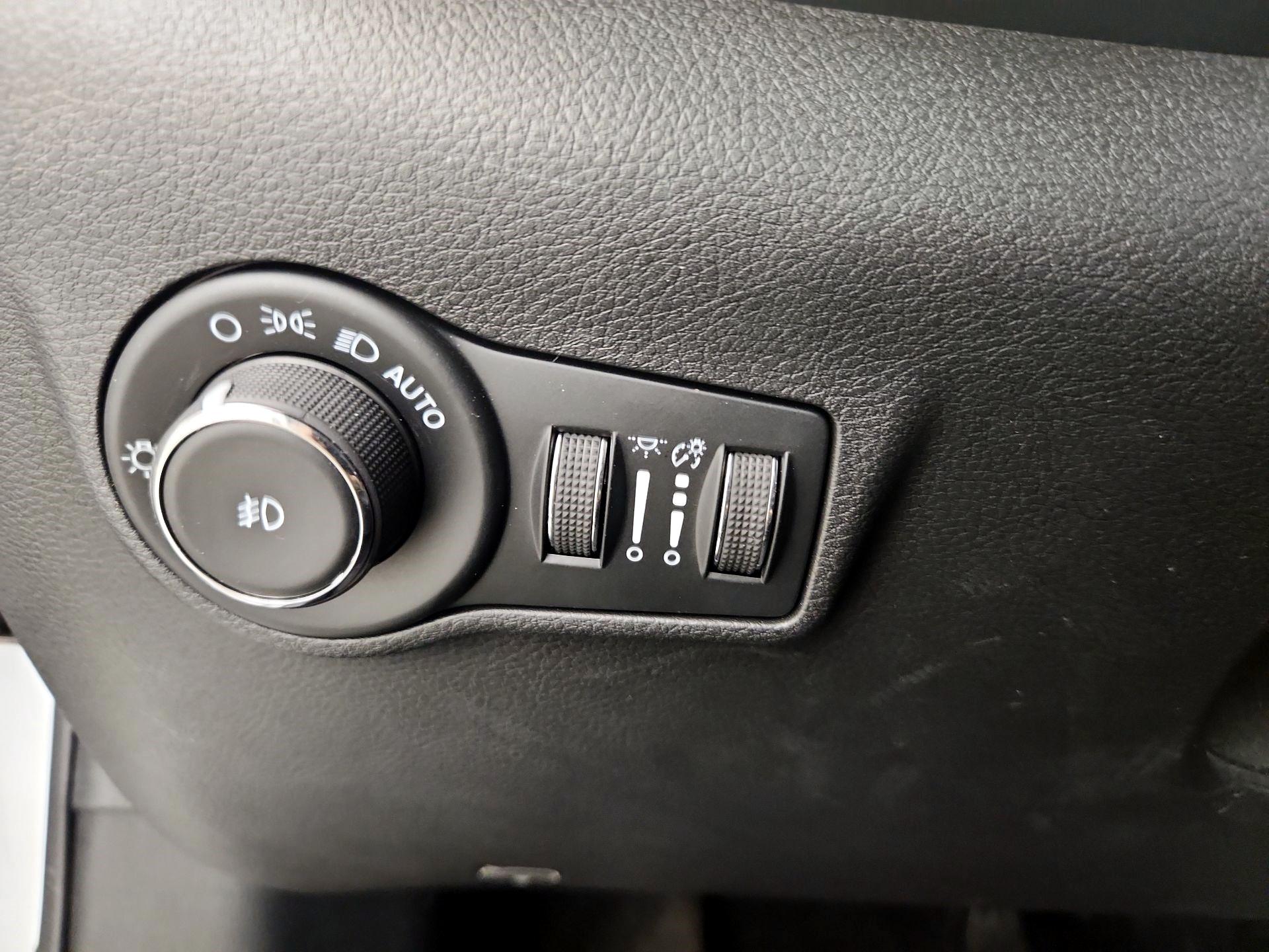 Thumbnail: 2024 Jeep Compass - 13