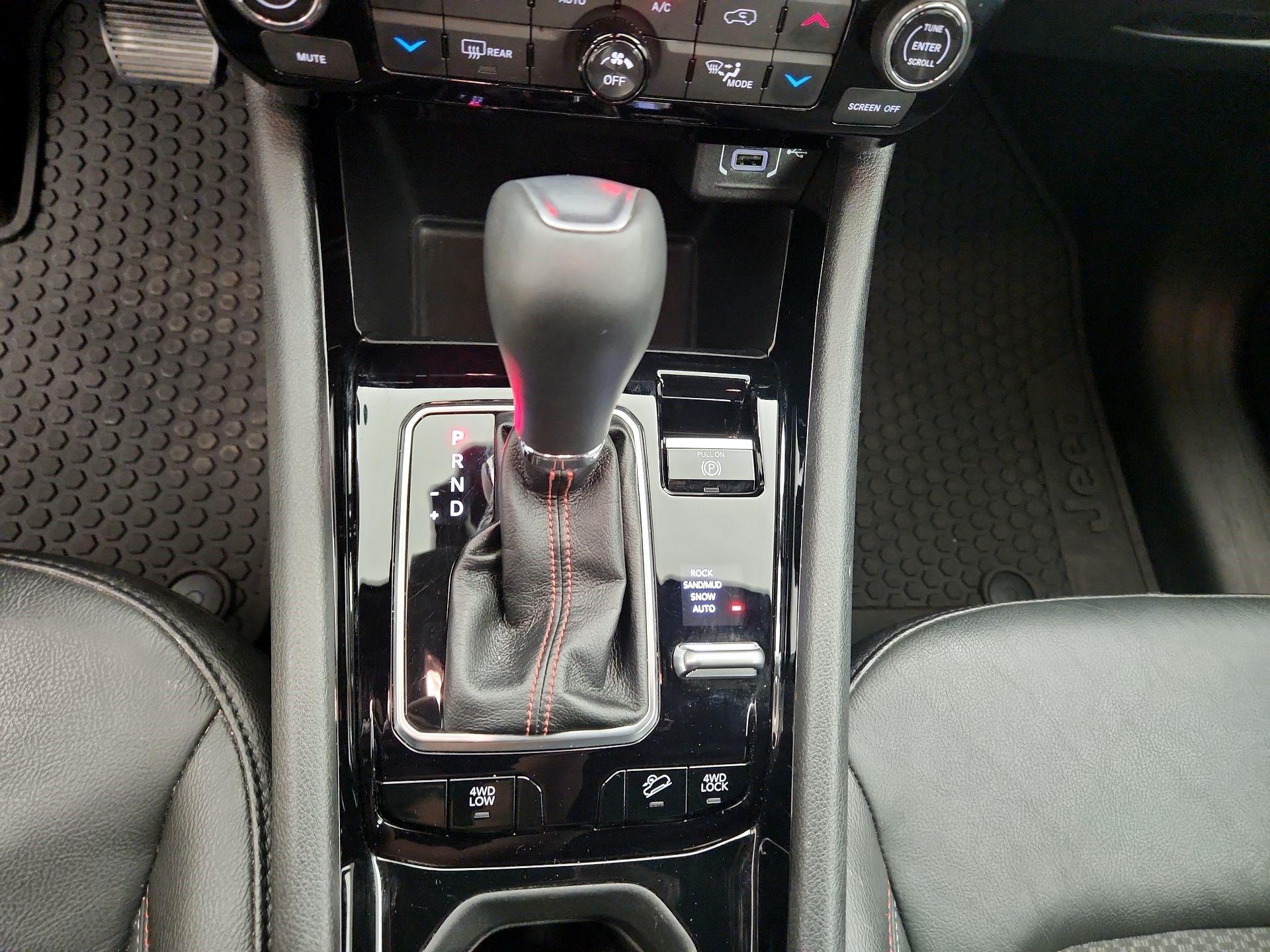 Thumbnail: 2024 Jeep Compass - 17